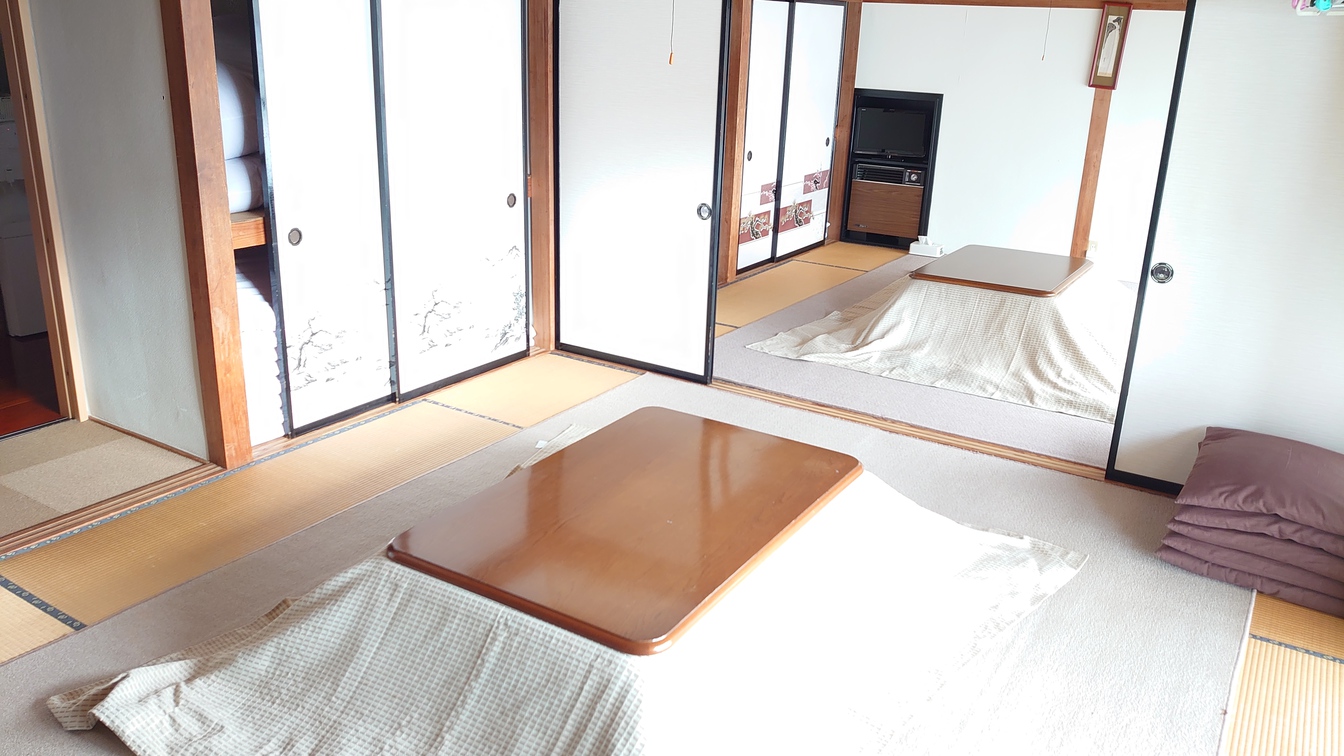 和室１６畳（定員４〜８人）冬季こたつ付