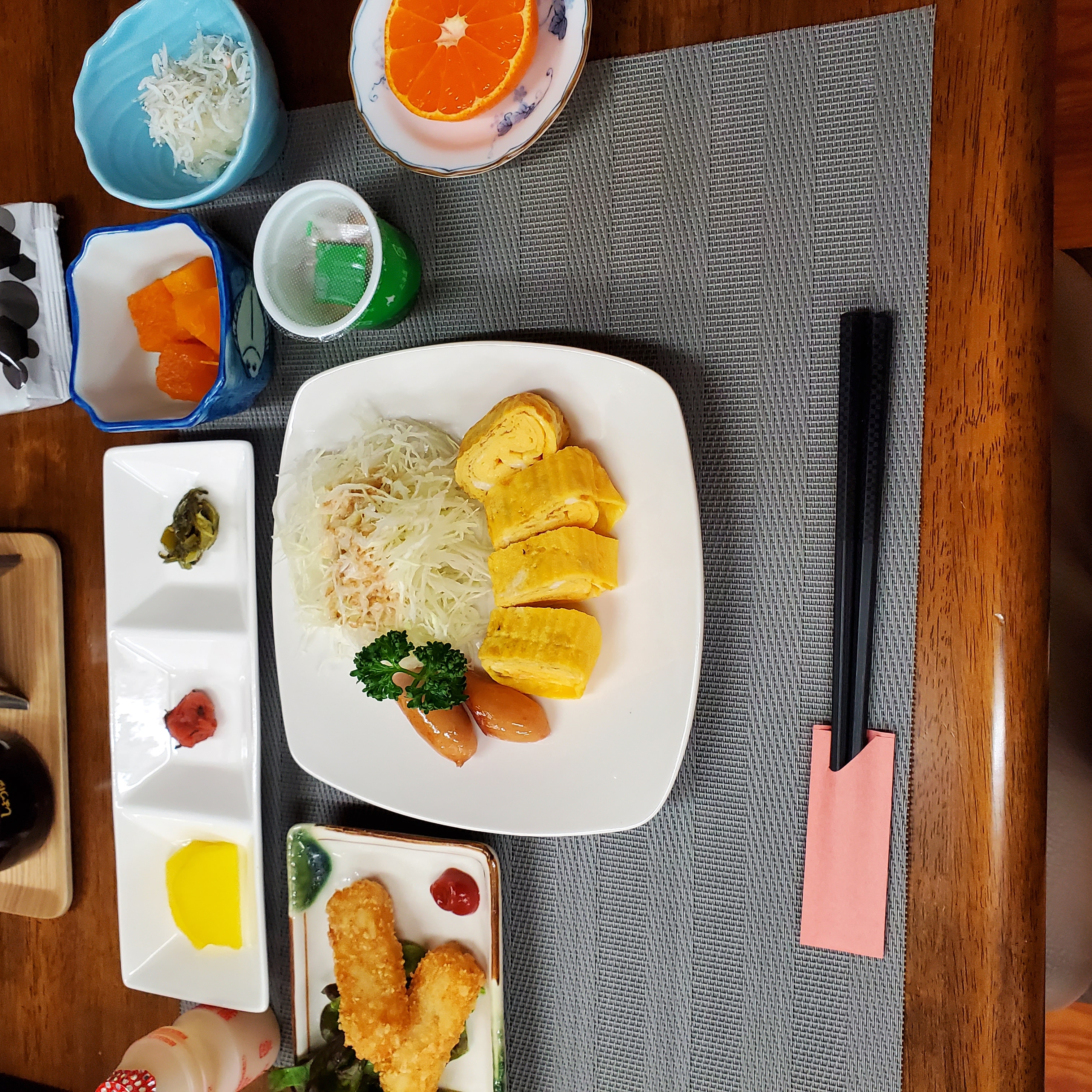 朝食