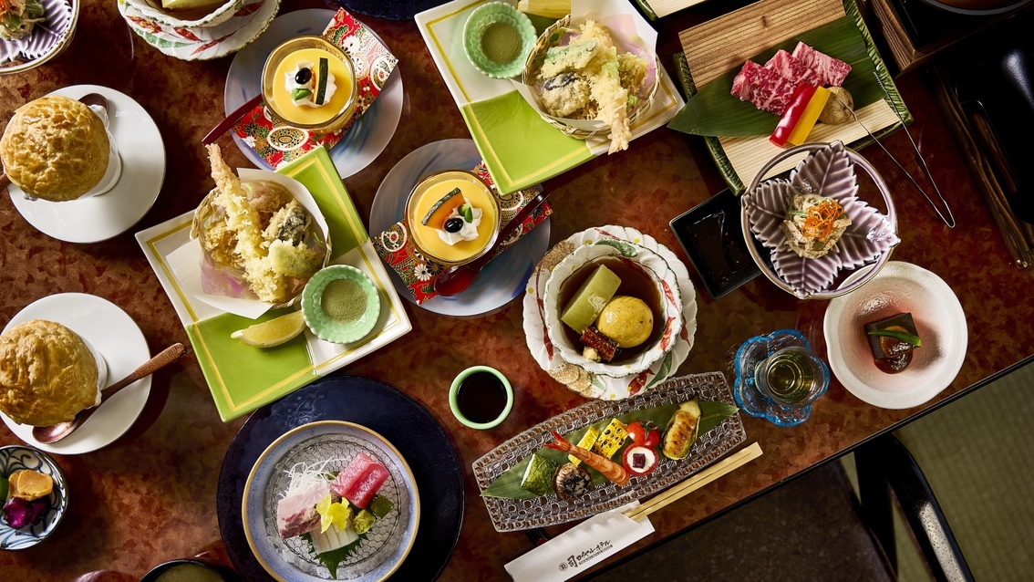 季節の会席　広間食【夕朝食付き】