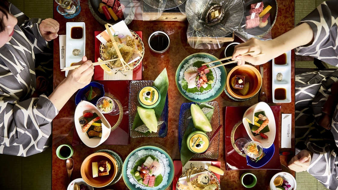 くまもと県産和王と味彩牛を食べ比べ肥後会席プラン【夕朝食付き】
