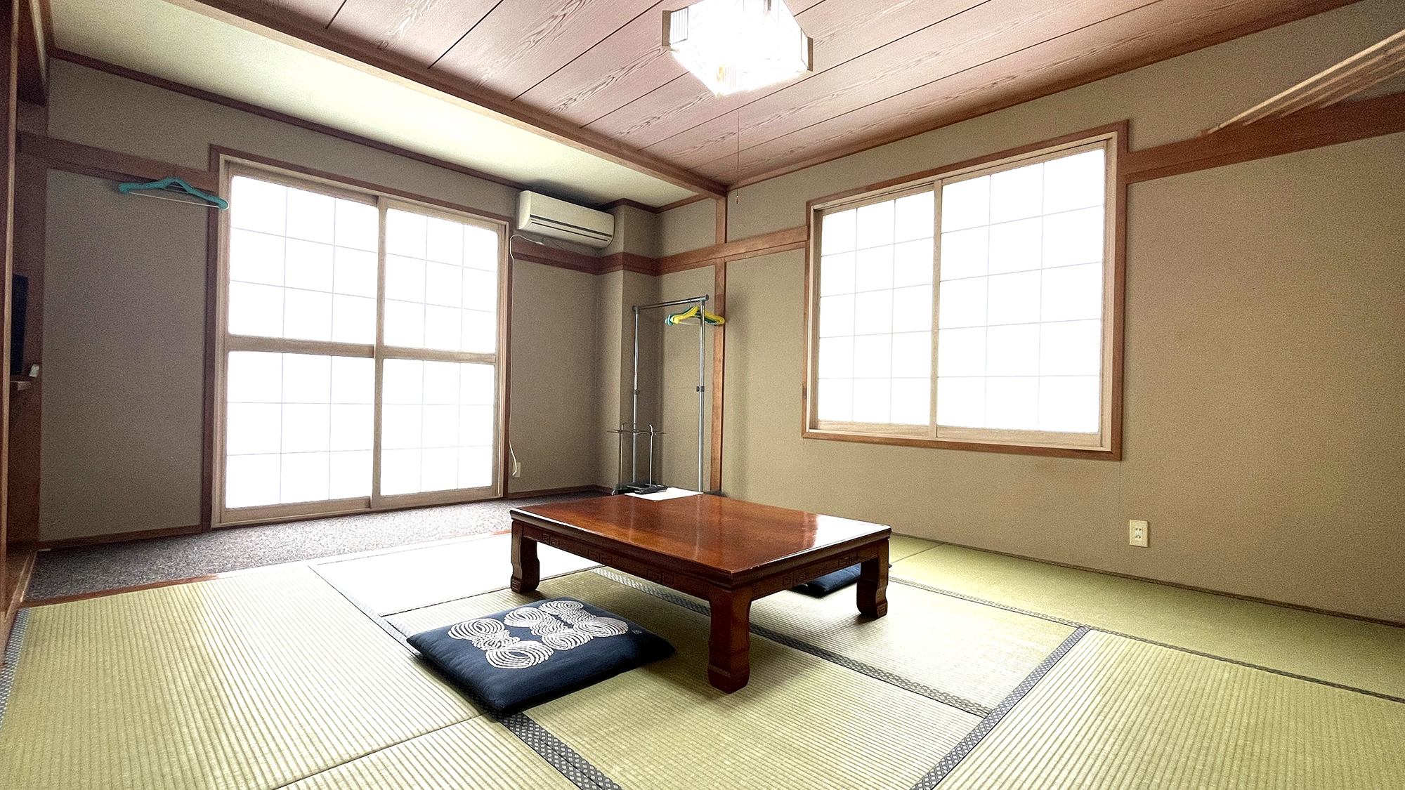 おまかせ和室( 1～4名)【客室一例】和室8畳+広縁