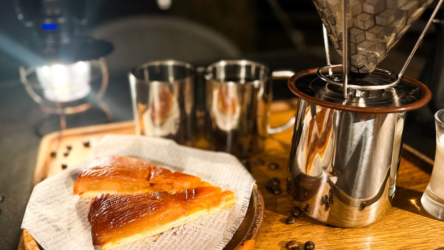 【カップル】☆朝夕2食付☆スイートグランピングカフェ☆特製タルトタタンと、ハンドドリップコーヒー☆