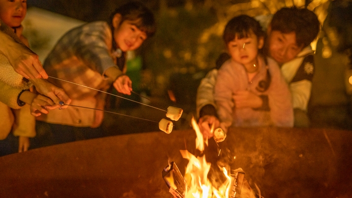 贅沢・いちご食べ放題！いちご狩り付プラン☆夕食BBQ☆朝食はホテルブッフェ☆キャンプファイヤー体験も