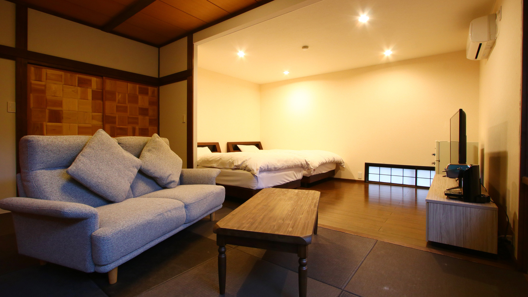 なみ平さん専用です。 東京ディズニーランド 宿泊者限定 2セット