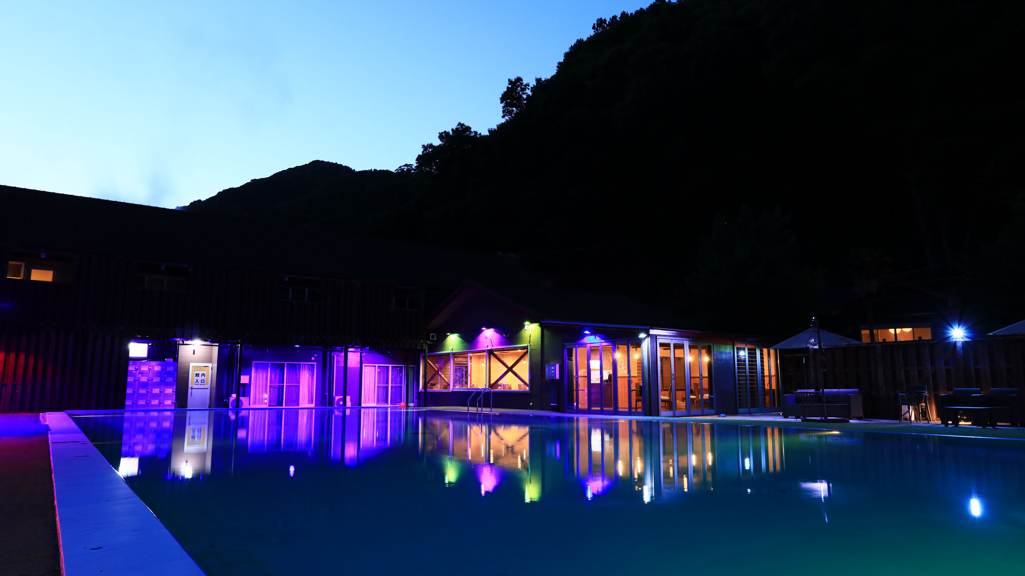 ナイトプール◆23時までお楽しみいただけます