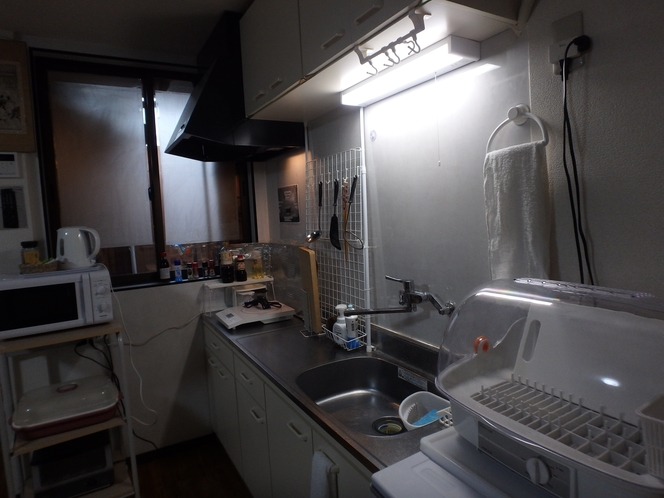 京の宿西大路familie 客室内台所です。