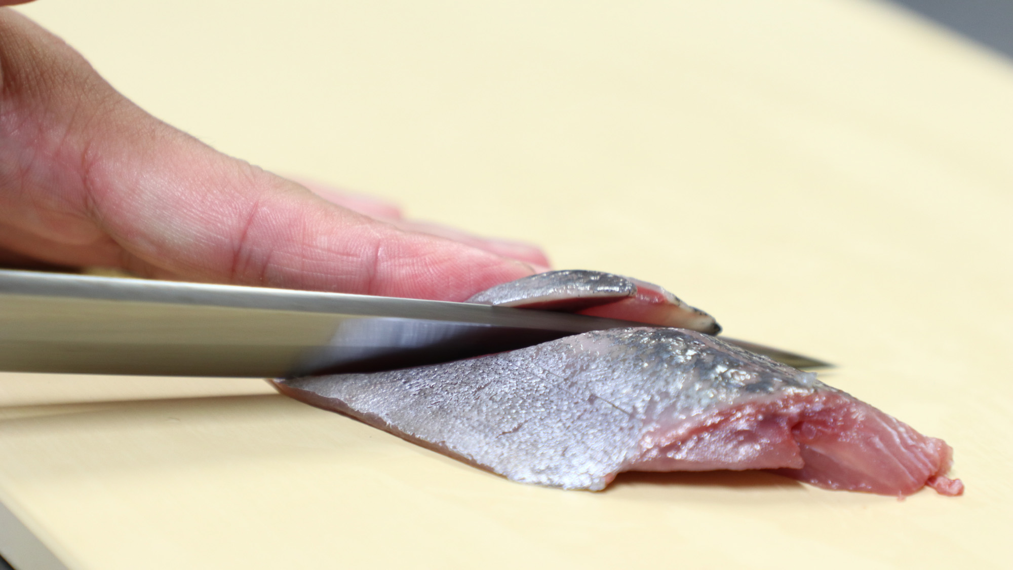 食事_御造りは直前に捌いてお出しします*