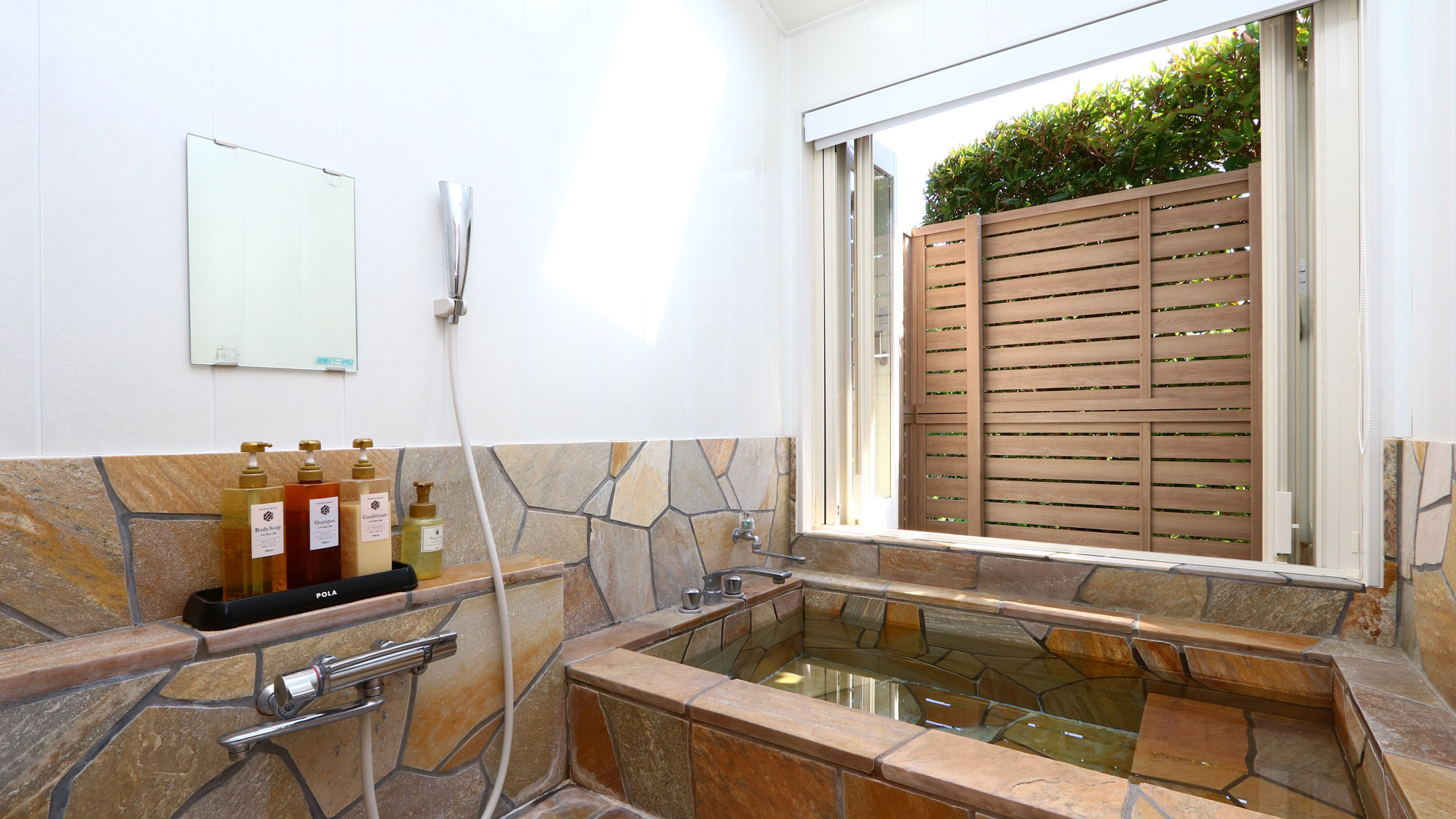 客室_1Fツインルームのお風呂*