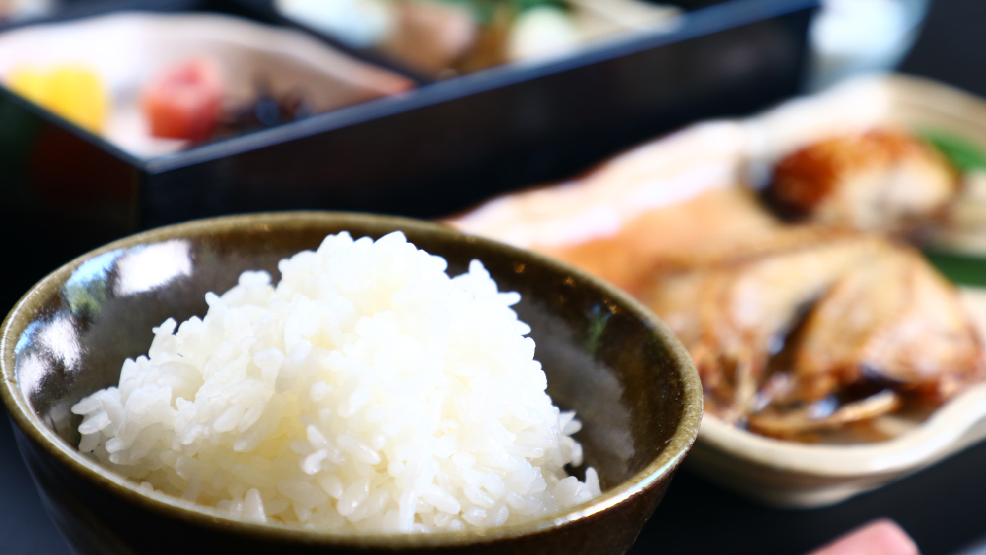 食事_朝食_旅の朝だからお米と和食にこだわっています*