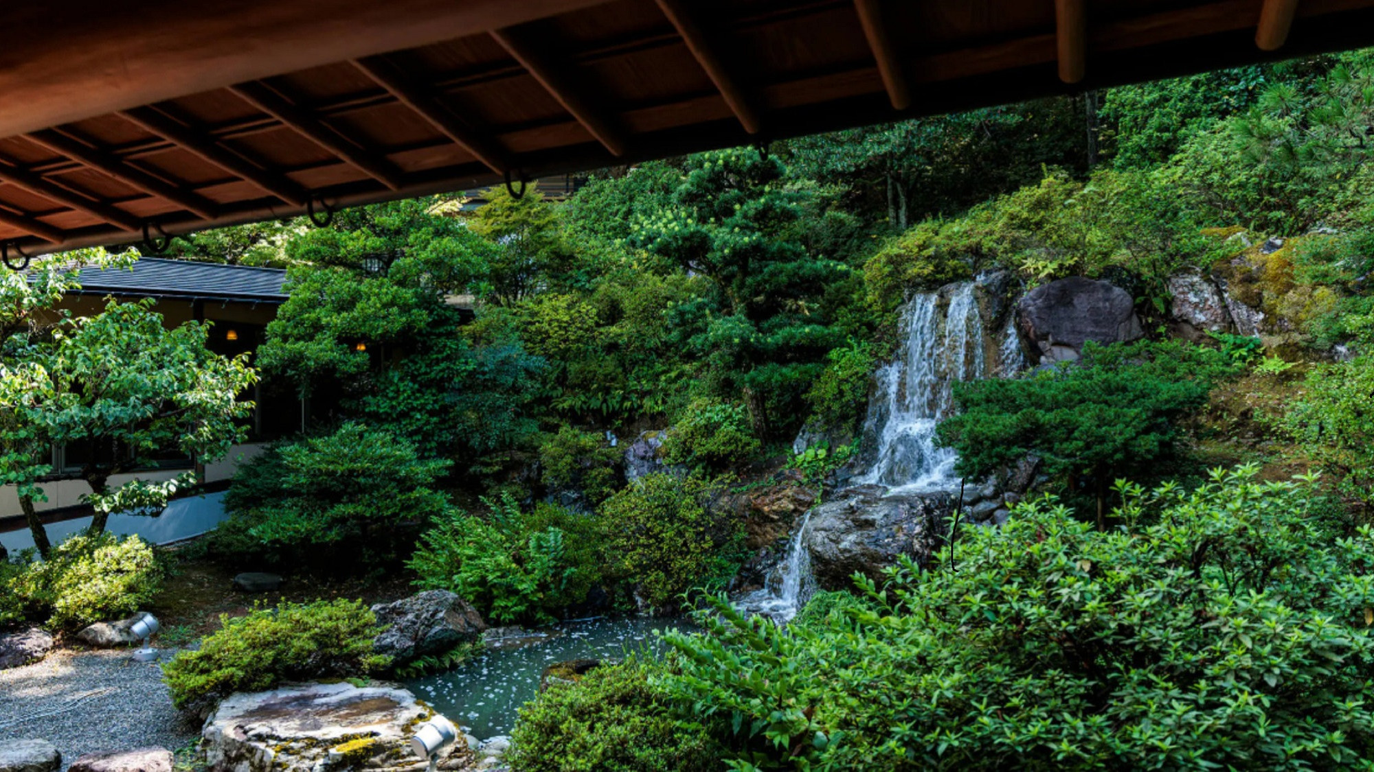 【フロントロビー】