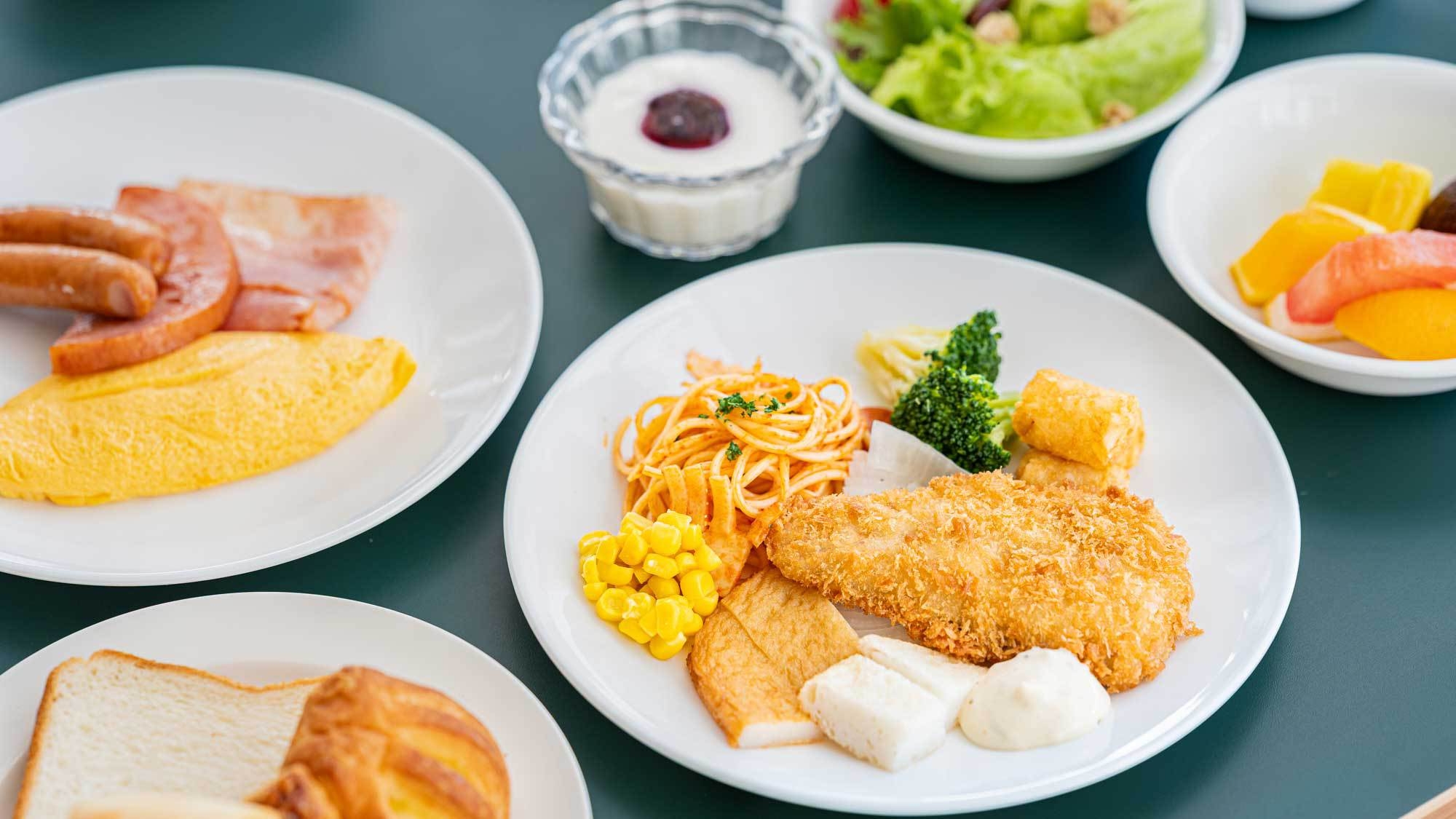 【夕食17：30〜／期間限定】ハロウィンディナーブッフェを楽しむ♪ 1泊2食付（夕朝食付）