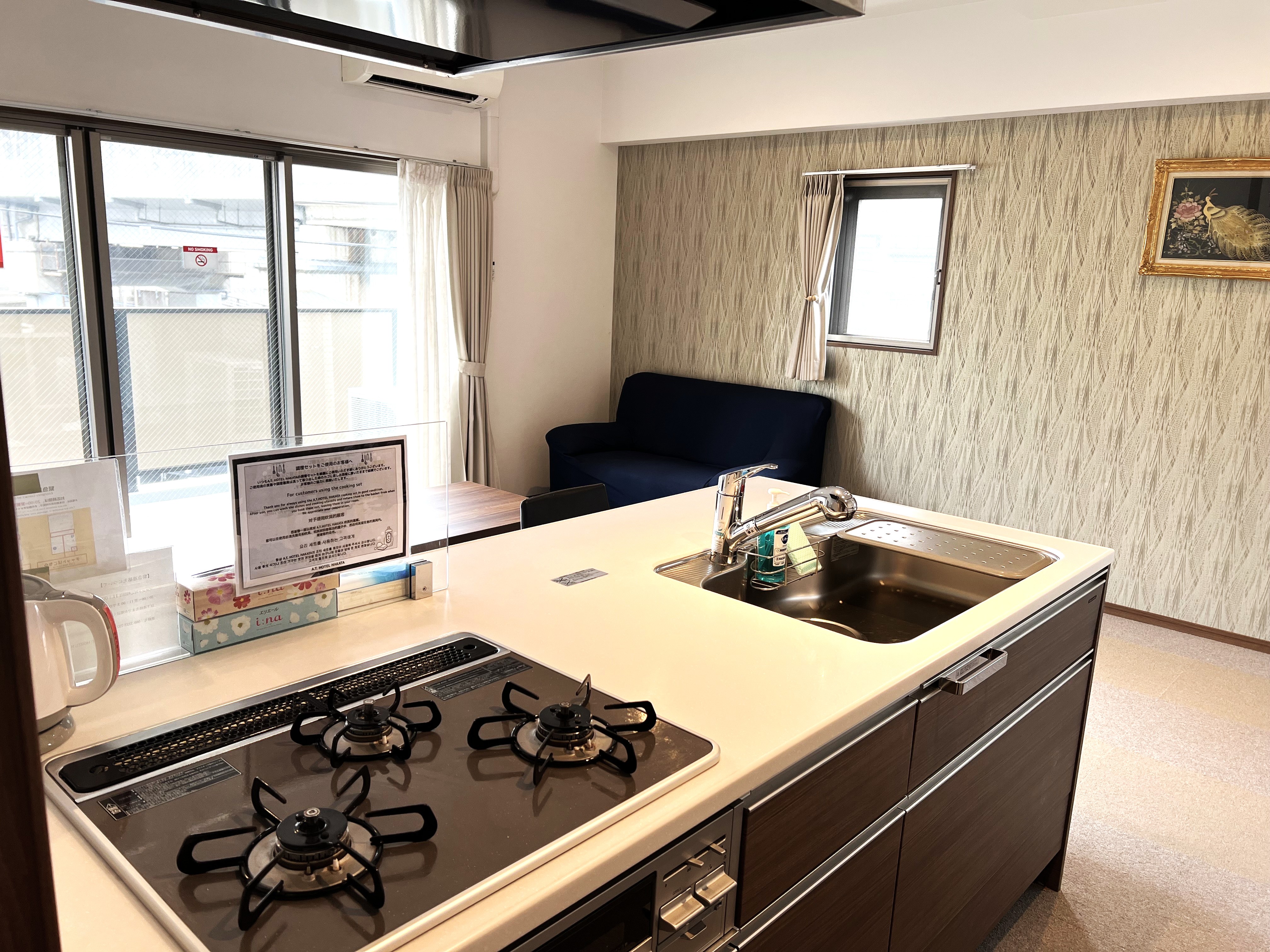 グループスイート_オープンキッチン