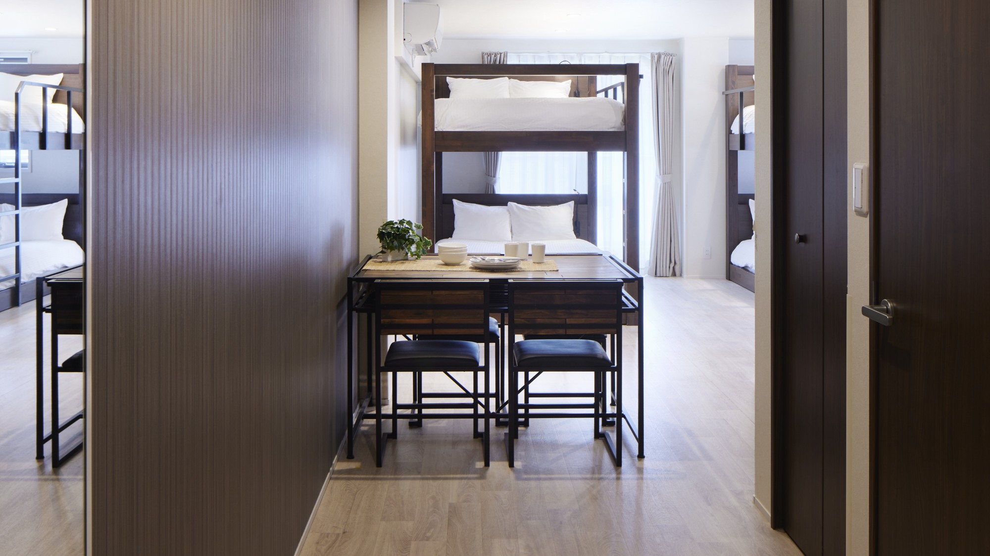 E:デラックスロフト E: Deluxe Loft