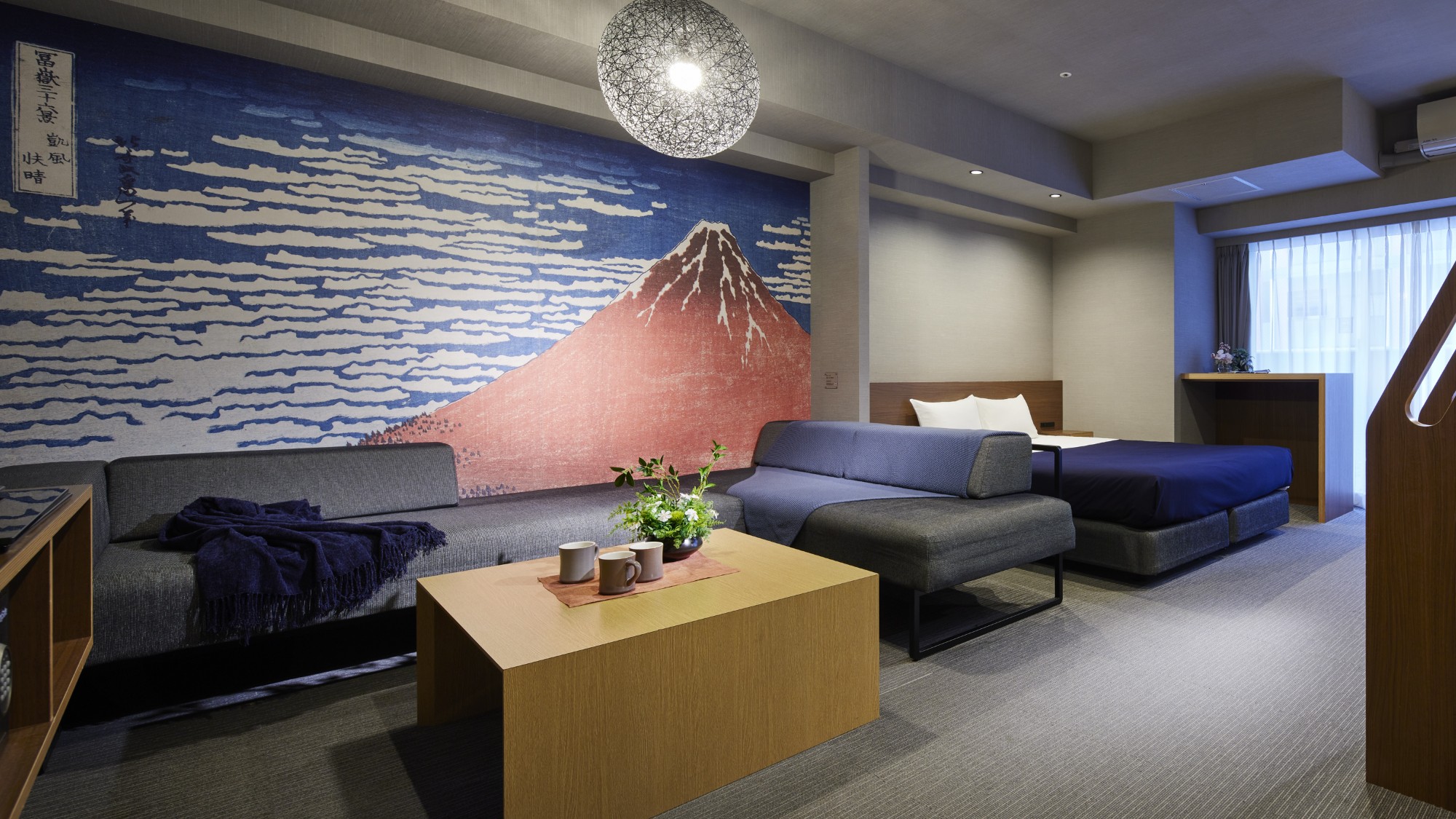 Deluxe Family デラックスファミリー・ロフトベッド&クイーンルーム