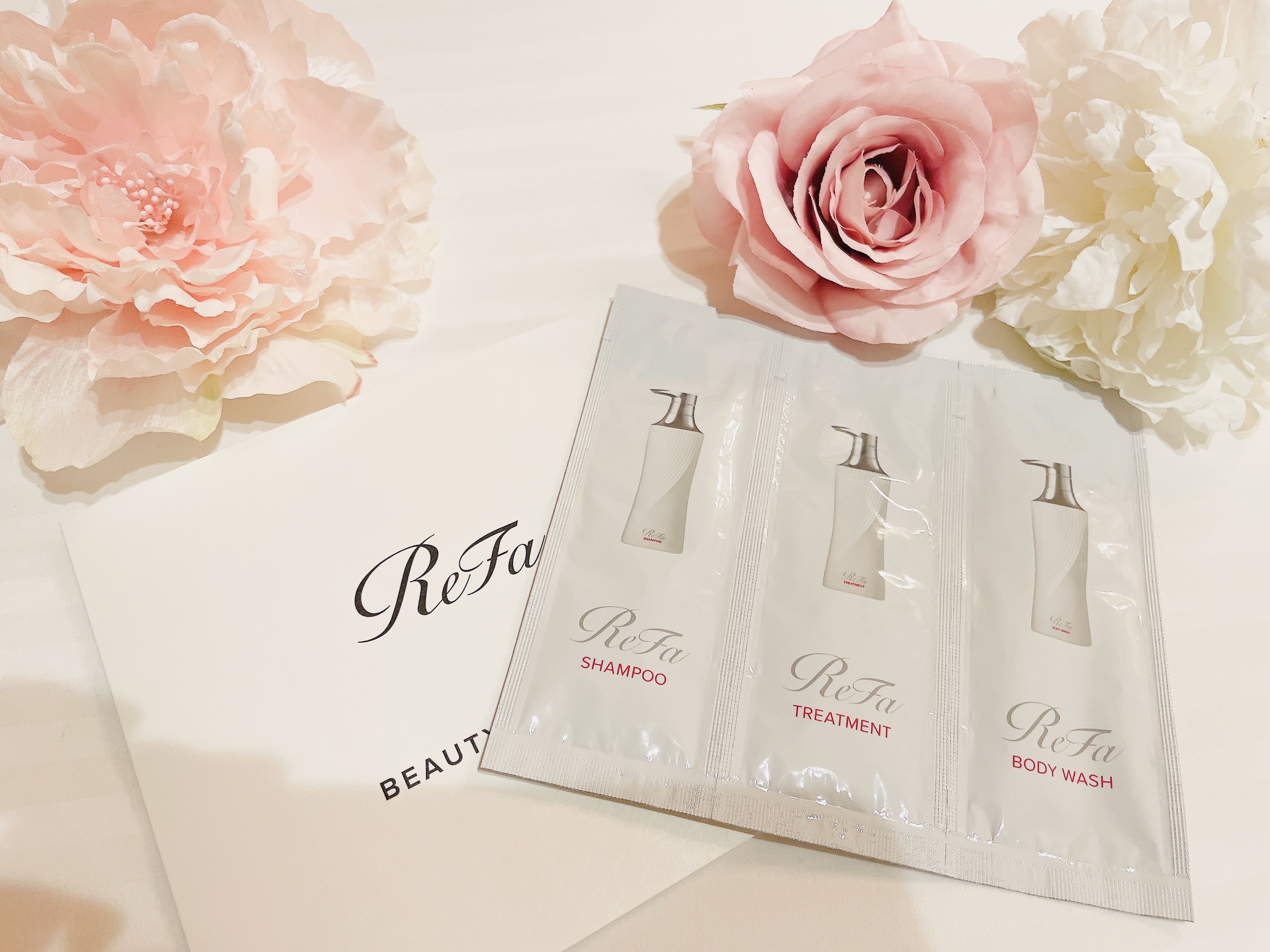 Refaアメニティパウチ