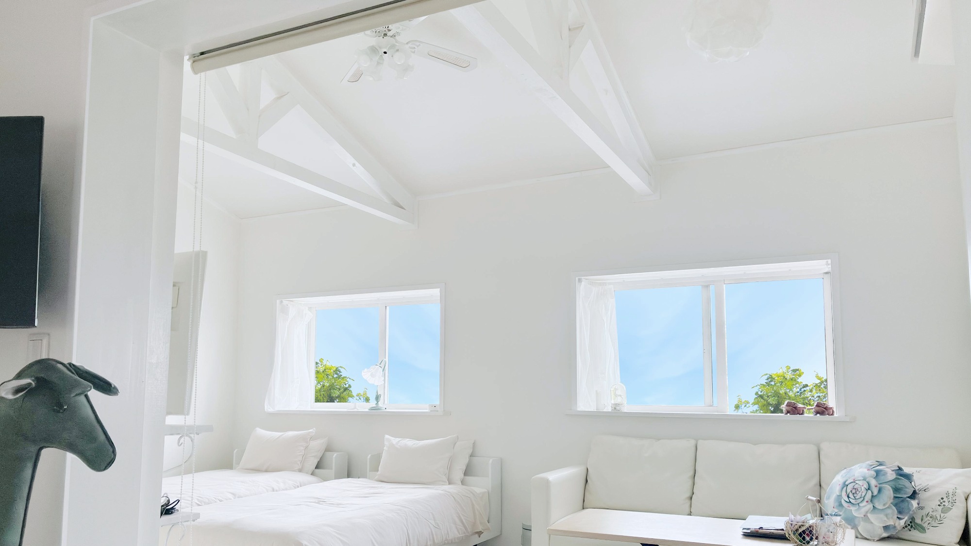 風通しのよいシーリングファン付きお部屋