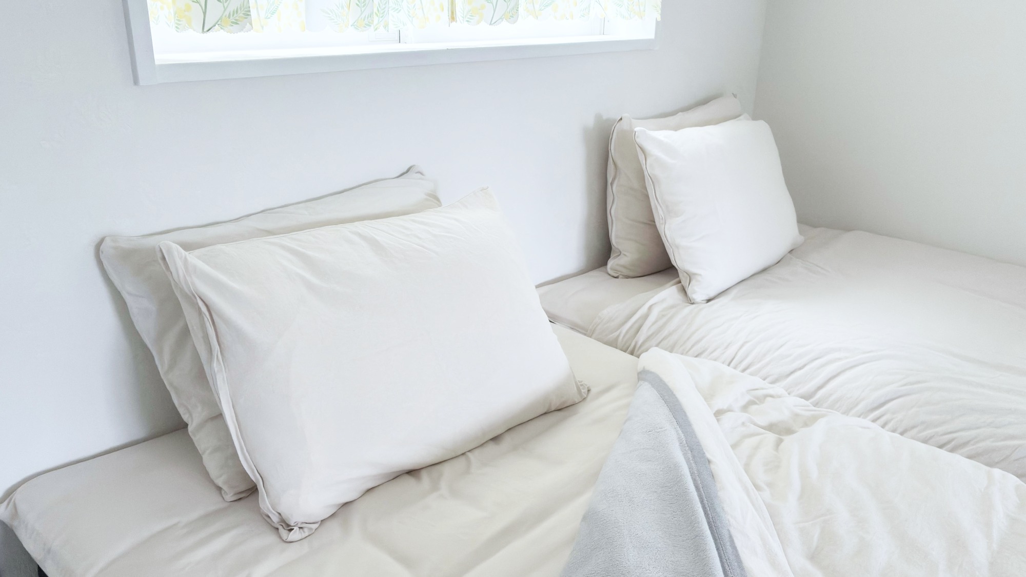 夏は涼しく、冬はあたたかい寝具