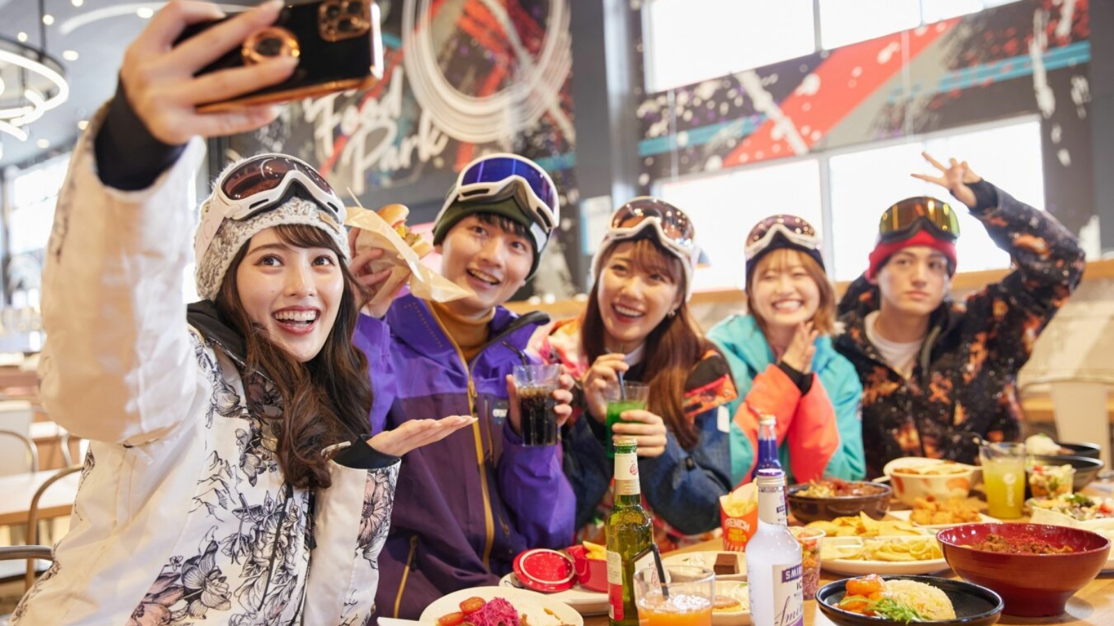【3/20〜4/13】グランスノー奥伊吹駐車場＆リフト券1日分付！春スキー×グランピングでゆったり