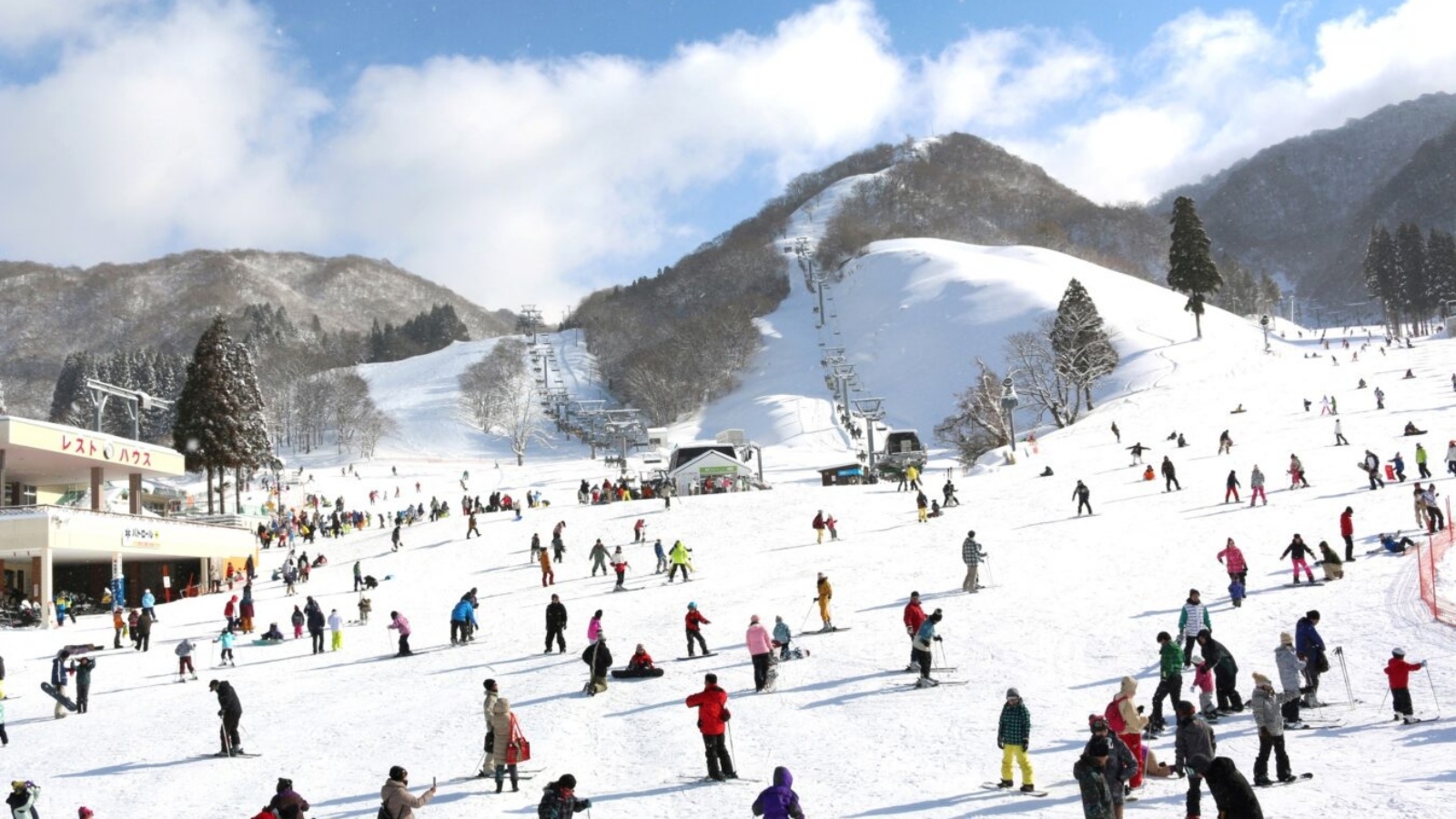 【3/20〜4/13】グランスノー奥伊吹駐車場＆リフト券1日分付！春スキー×グランピングでゆったり