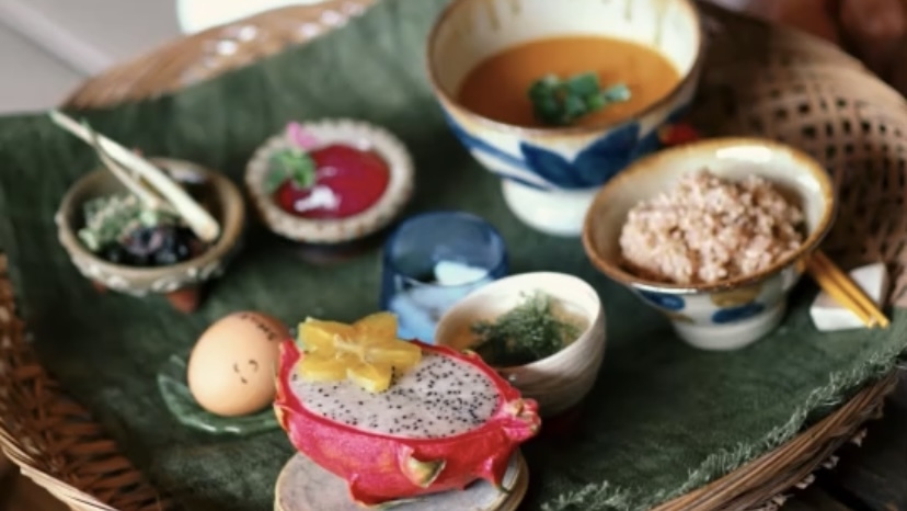 ＜朝食・夕食付＞地元沖縄の野菜を使った島料理で‘‘優雅’‘なホテルライフを