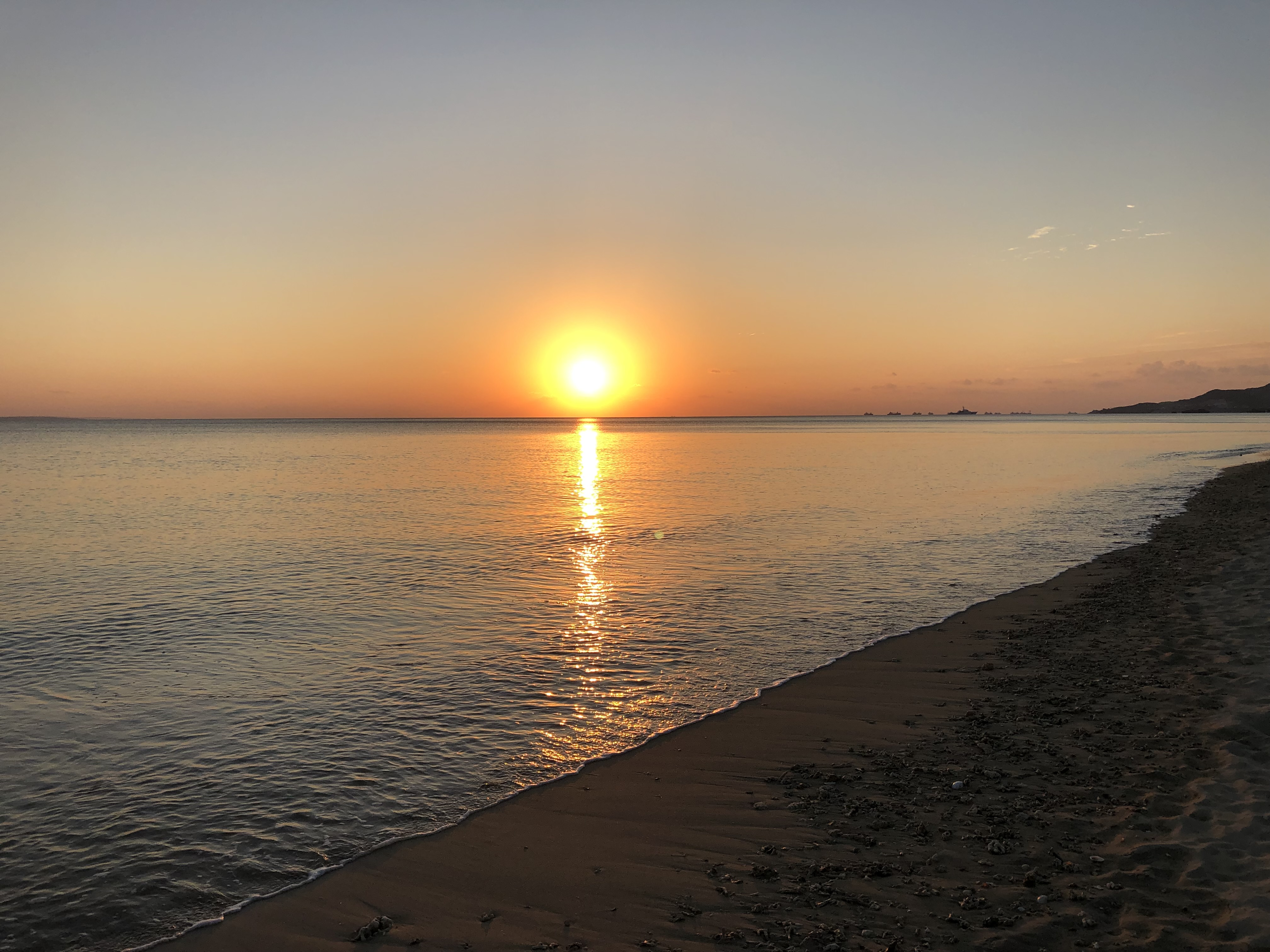 最寄りの海岸　秋の夕暮れ