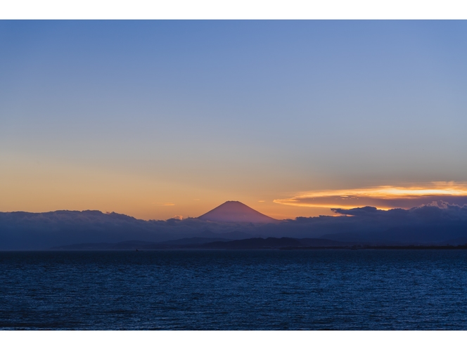 江の島大橋からの富士山ビュー