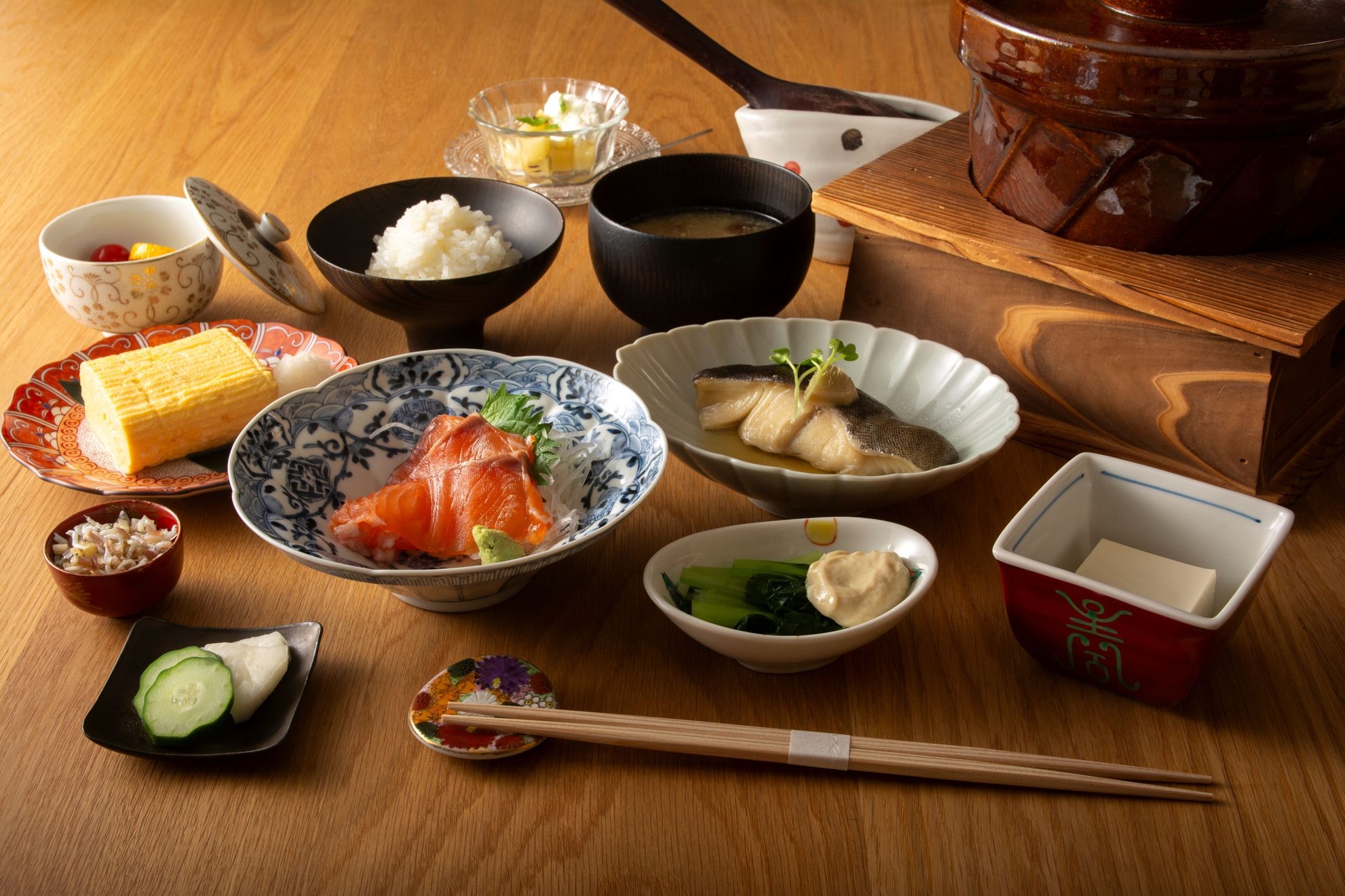 2025年　1泊朝付プラン「朝食茶屋・出立の和食膳2025」・夕食はなし  