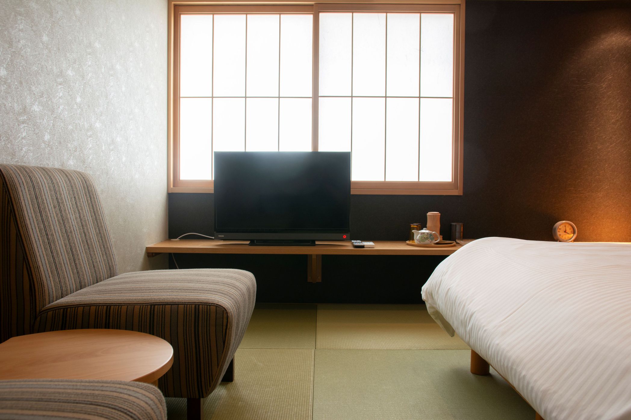 本館2階の　かみたいらのお部屋　ダブルベット　１