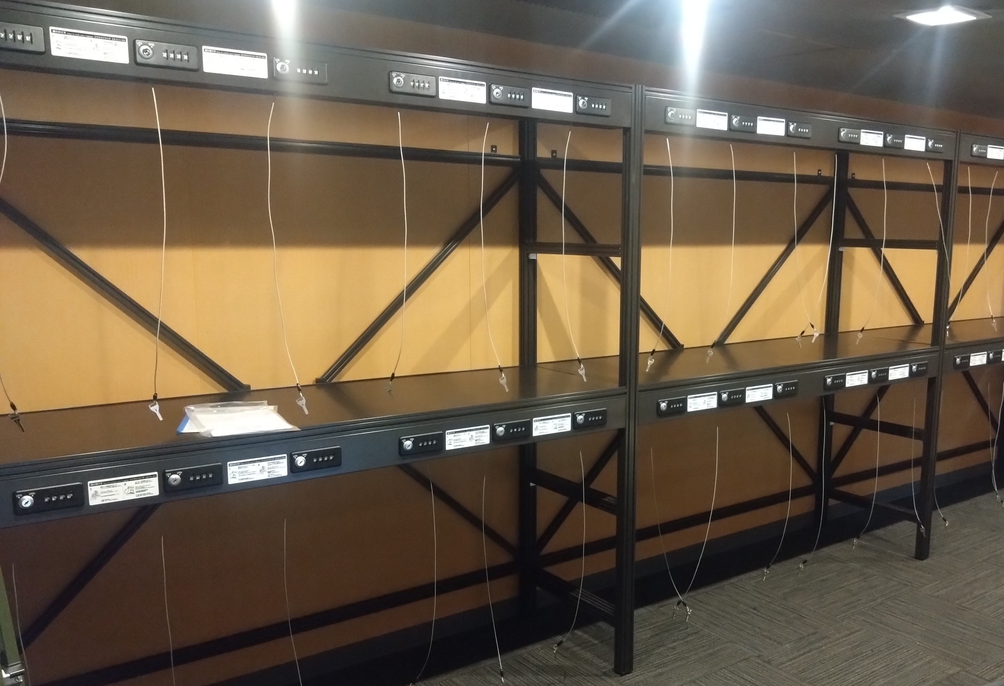 2階セルフロッカーございます★