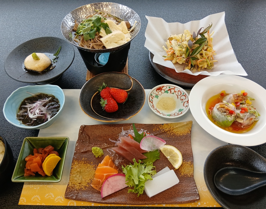 【日本の食文化をヴィーガンで！】四季折々の風景と地元の味覚を嗜む満喫プラン♪《ヴィーガン会席》