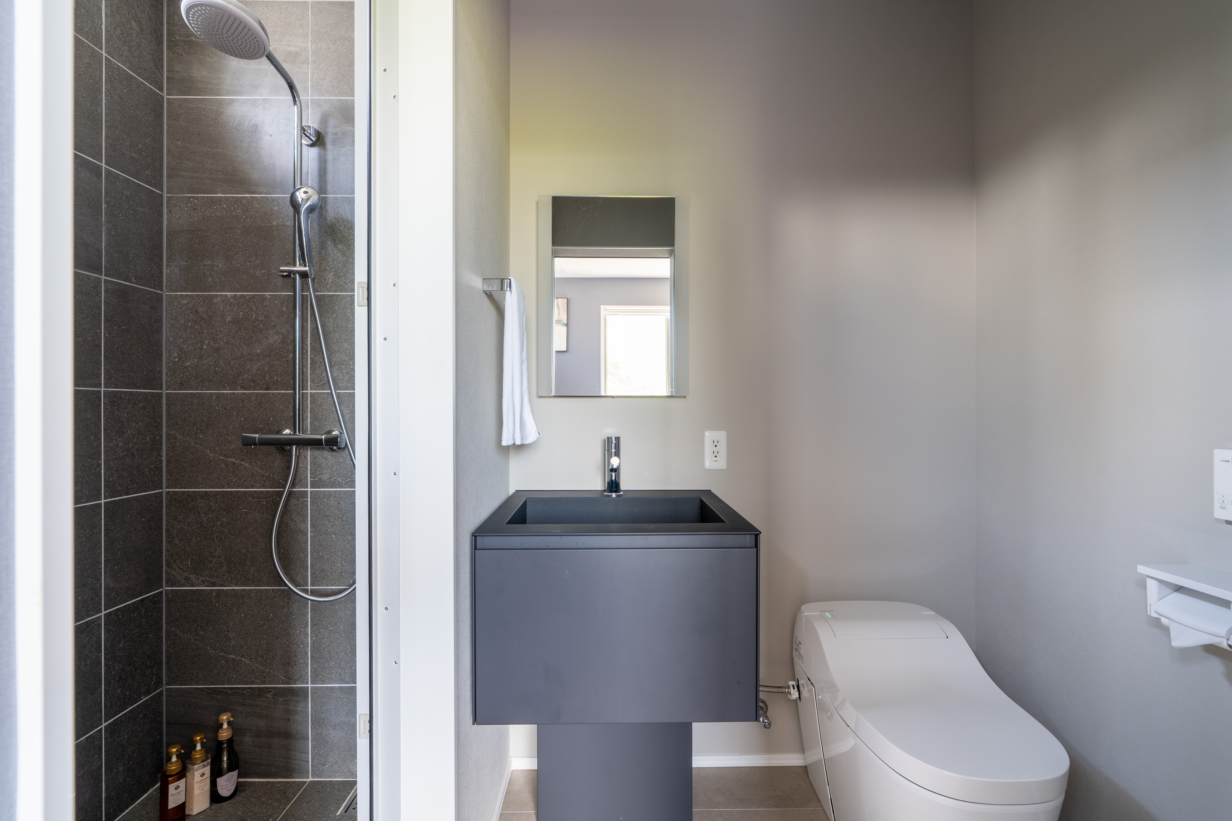 【Villa C】2F Bathroom③