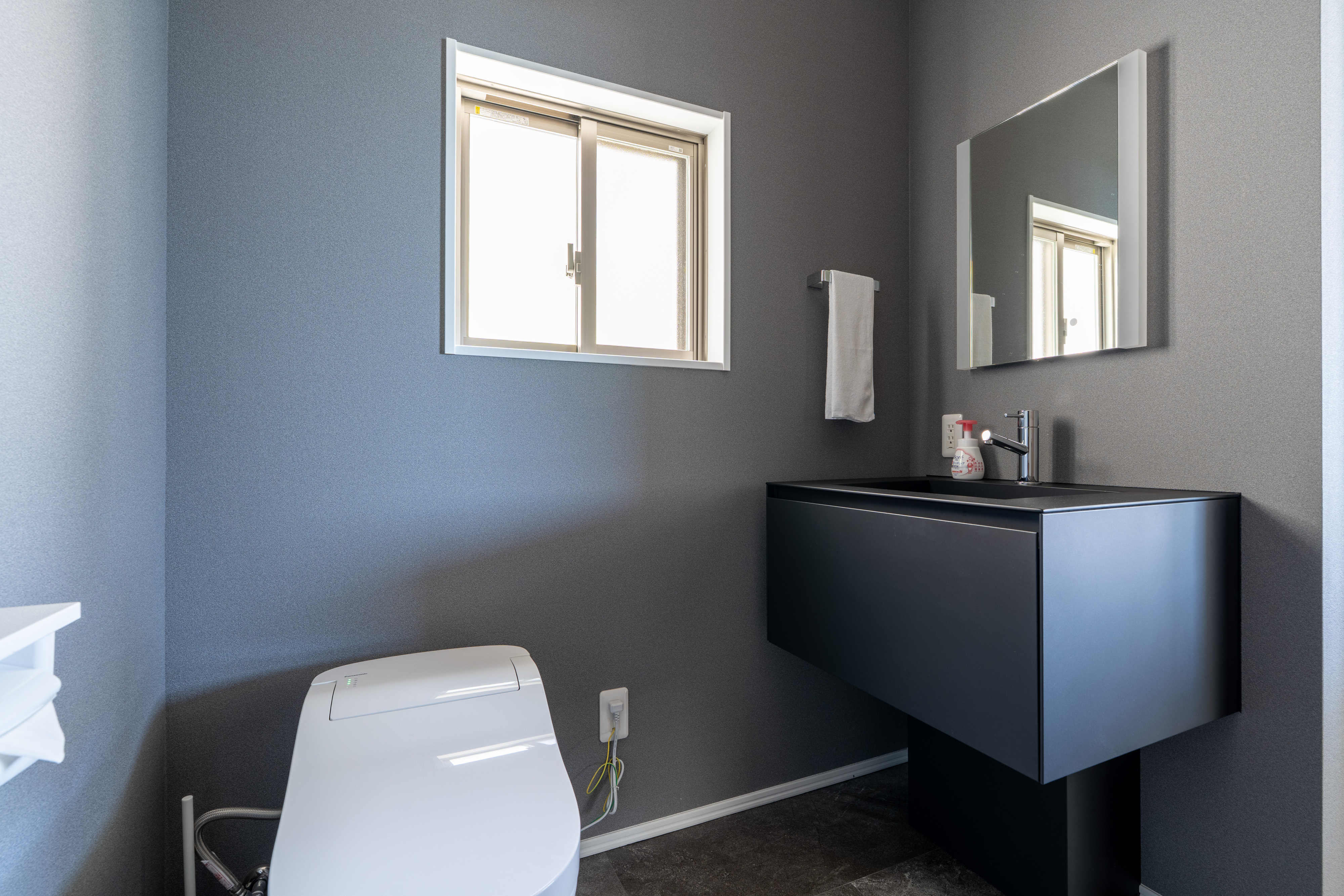 【Villa C】1F Toilet