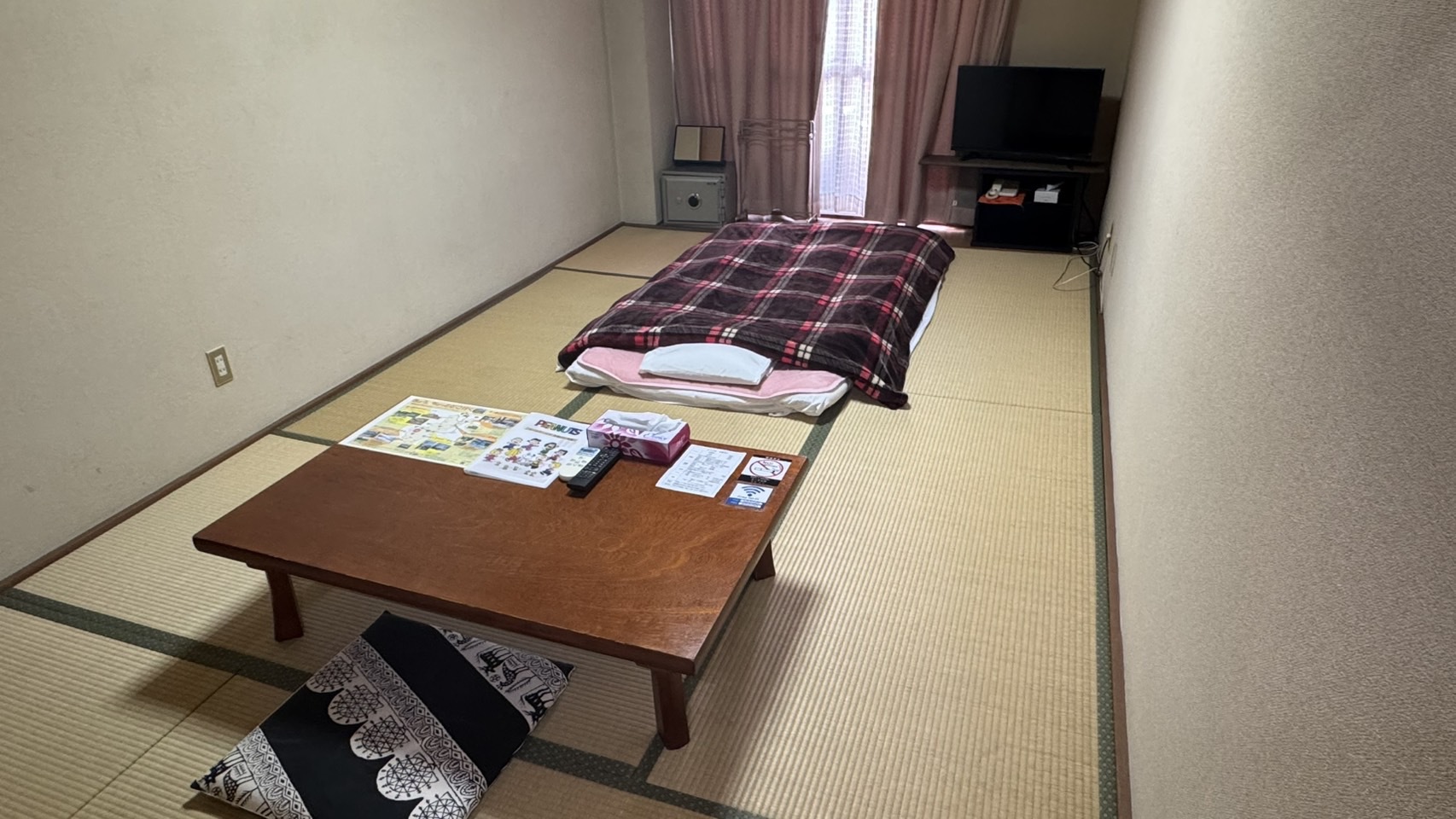 本館2階和室　1〜2名様用　※無料Wi-Fi完備