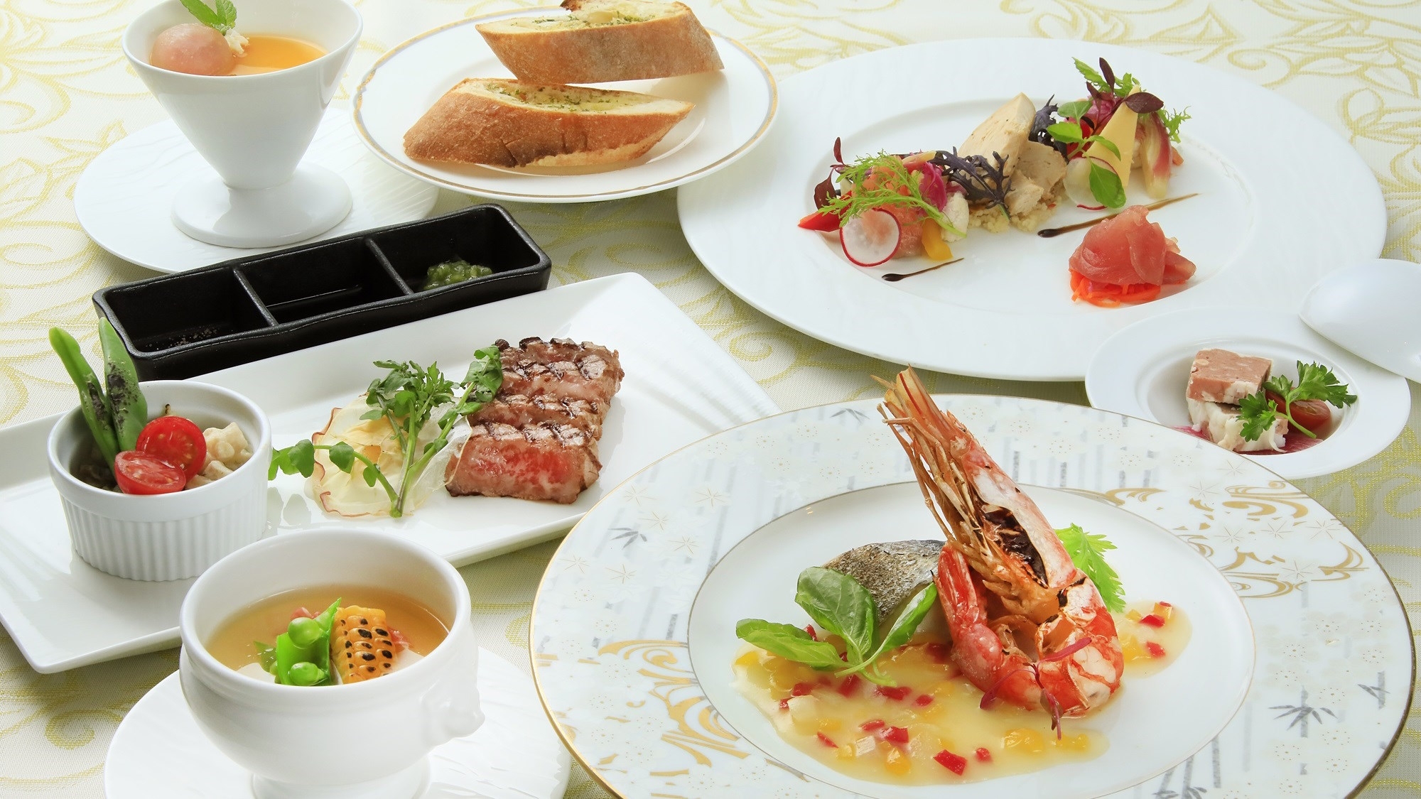 【さき楽×極】30日前までプレミアムコースがお得／お食事アップグレード＆わんちゃん無料＜■極＞