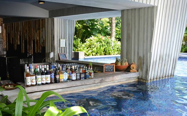 【プールバー】プールバーリンバ（Pool Bar RIMBA）