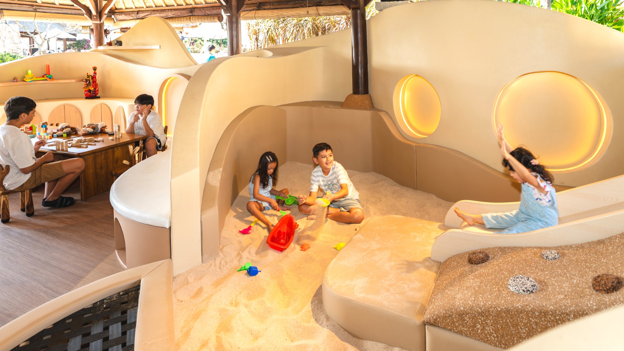 アヤナ オーシャンアドベンチャー