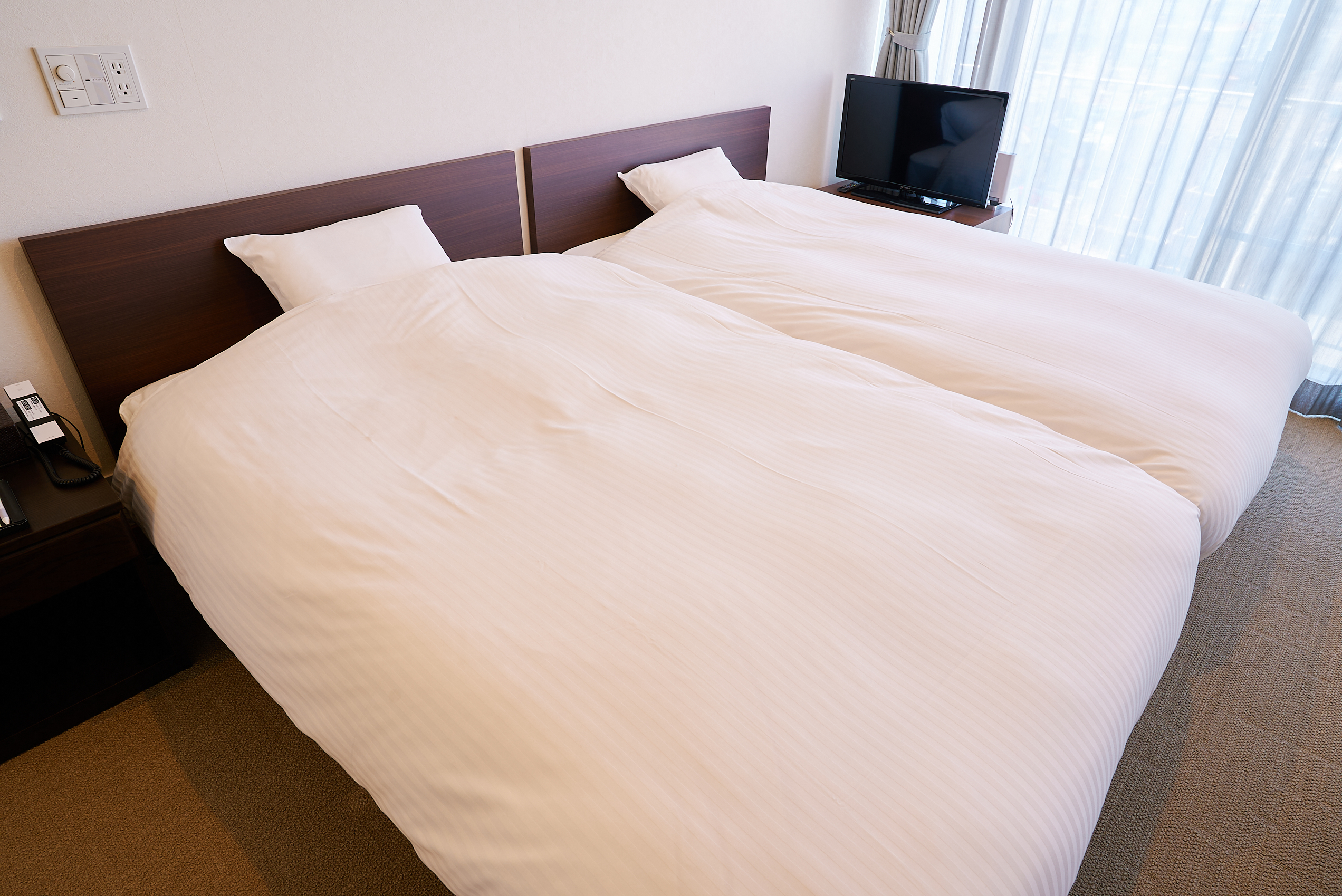 2ベッドルーム　ハリウッドスタイル