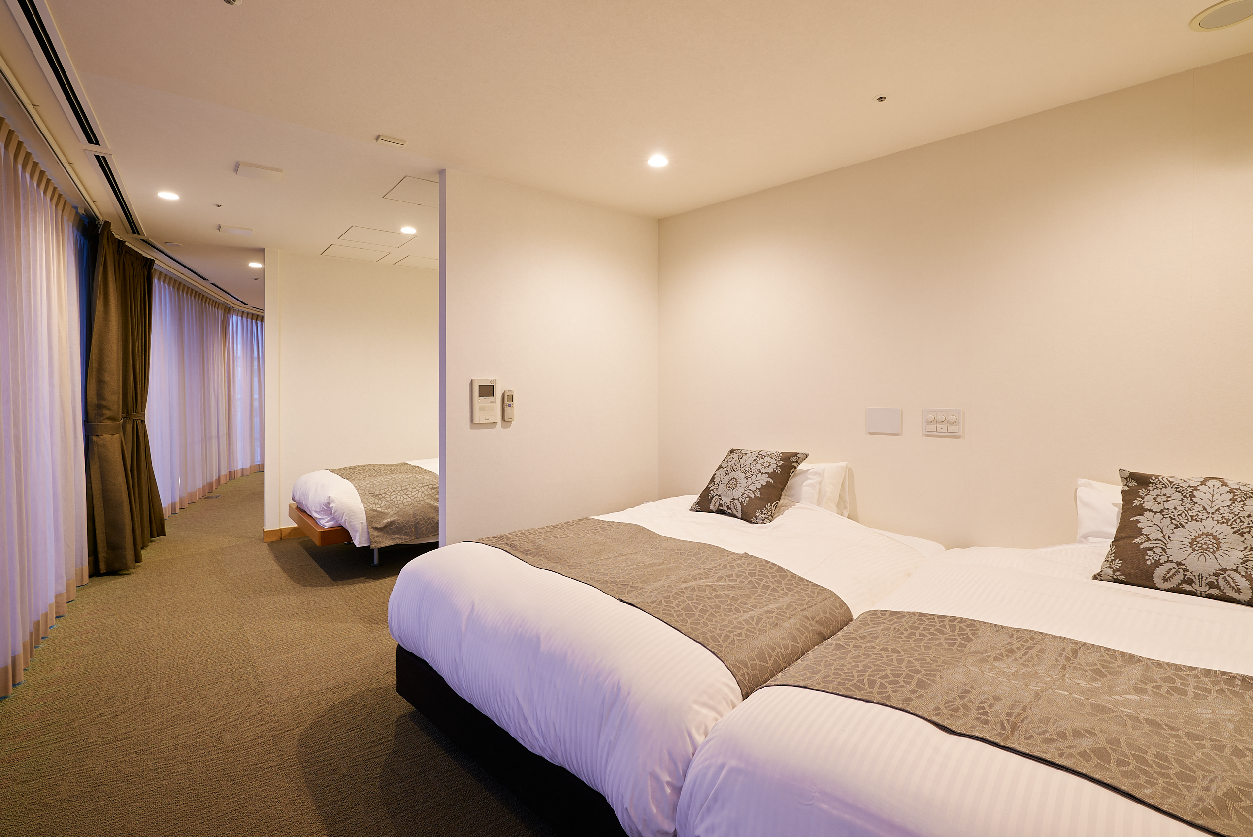 3ベッド　スイート　93平米　ベッドルーム