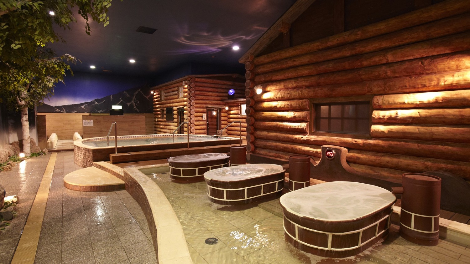 ホテルから徒歩3分！温泉＆岩盤浴＆プールが楽しめる！【スパワールド入館券】素泊まりプラン♪