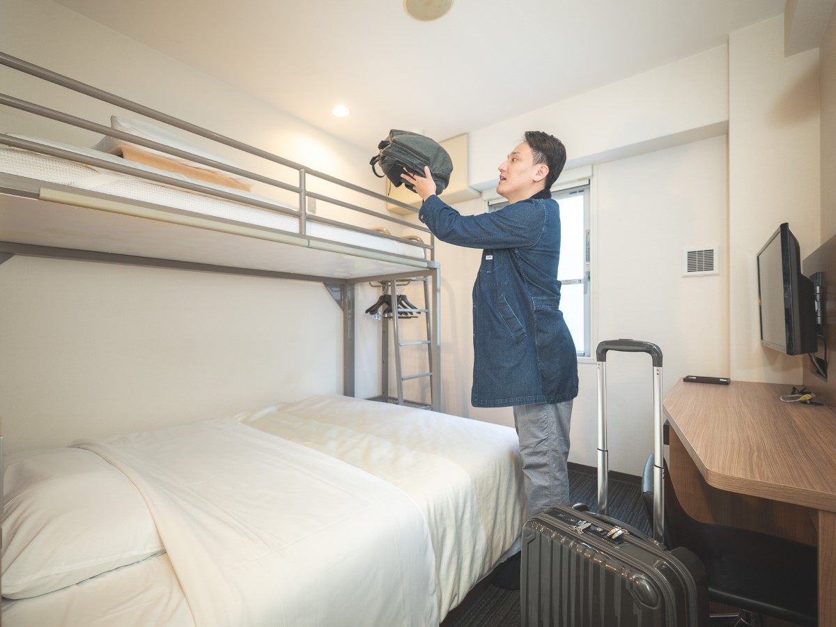 1名利用でも上段が荷物置きに使えます