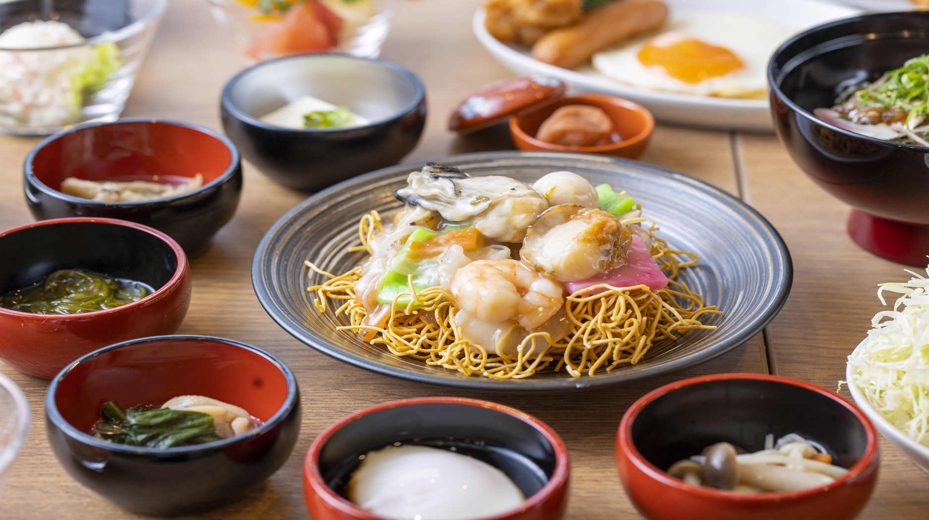 【朝食】◆ご当地『皿うどん』と小鉢◆