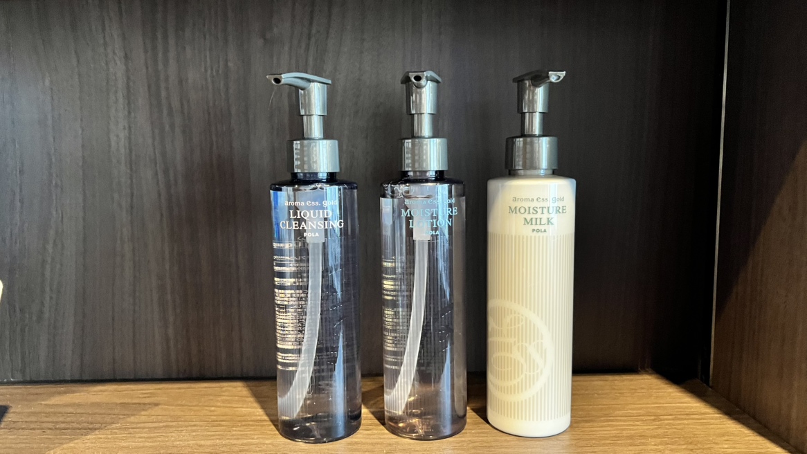 ◆女性大浴場アメニティ（POLA/アロマエッセゴールド）◆