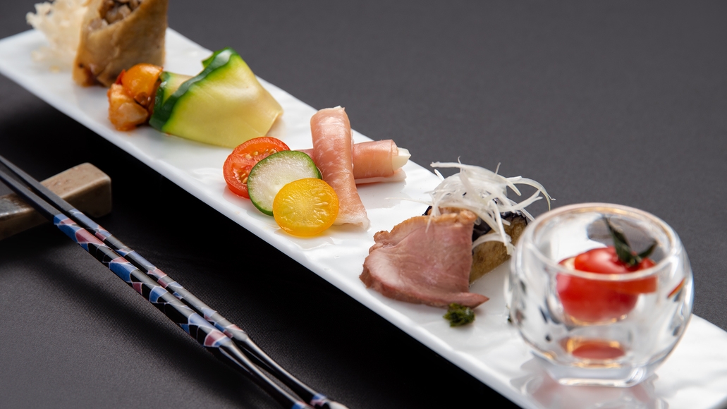 【美味少量プラン】お食事少なめで1100円OFF｜湯治にも！湖畔の宿で楽しむ早太郎温泉（2食付）