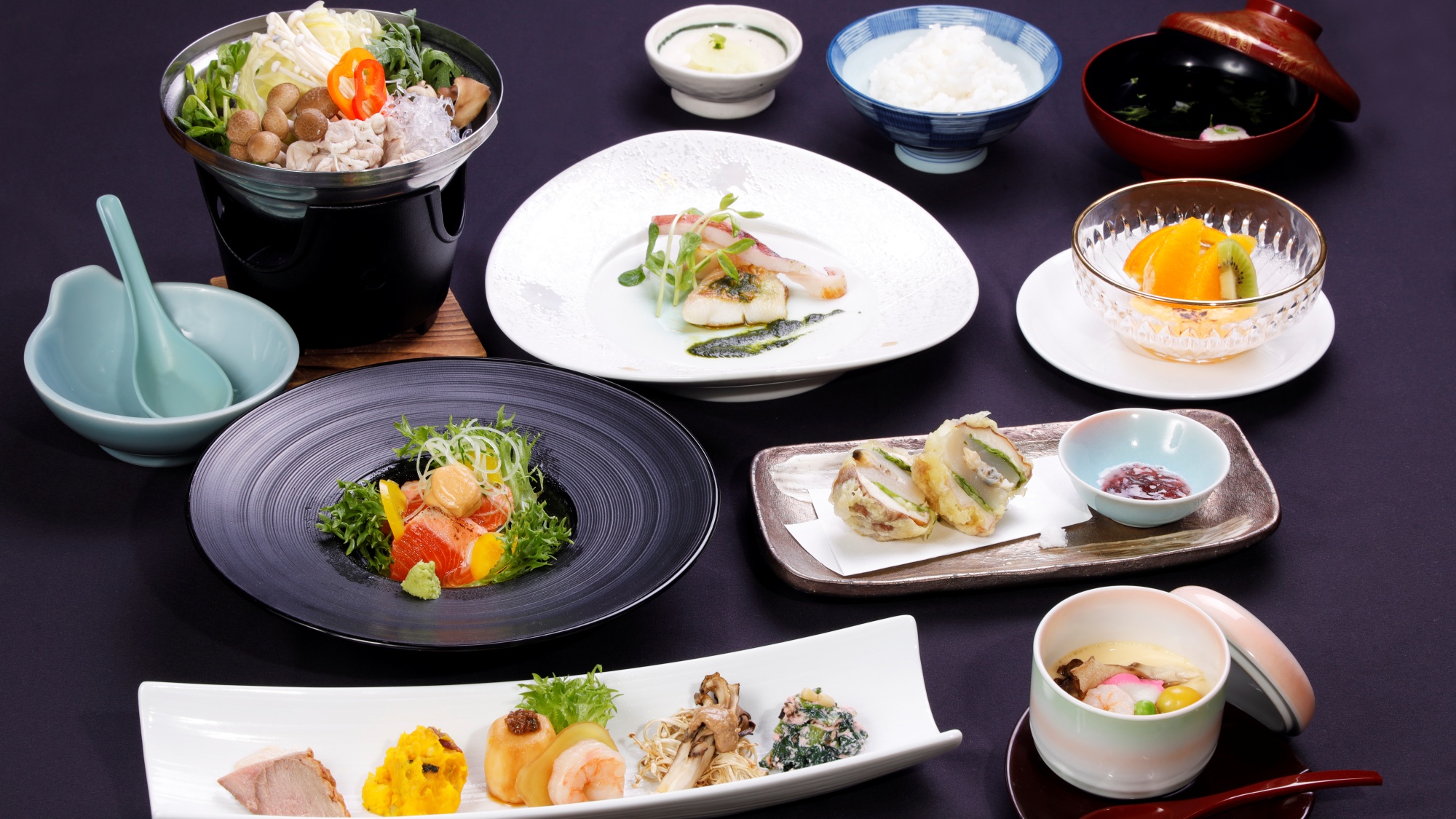 *【夏の夕食一例】季節の味覚を彩り豊かに盛り込んだ創作会席