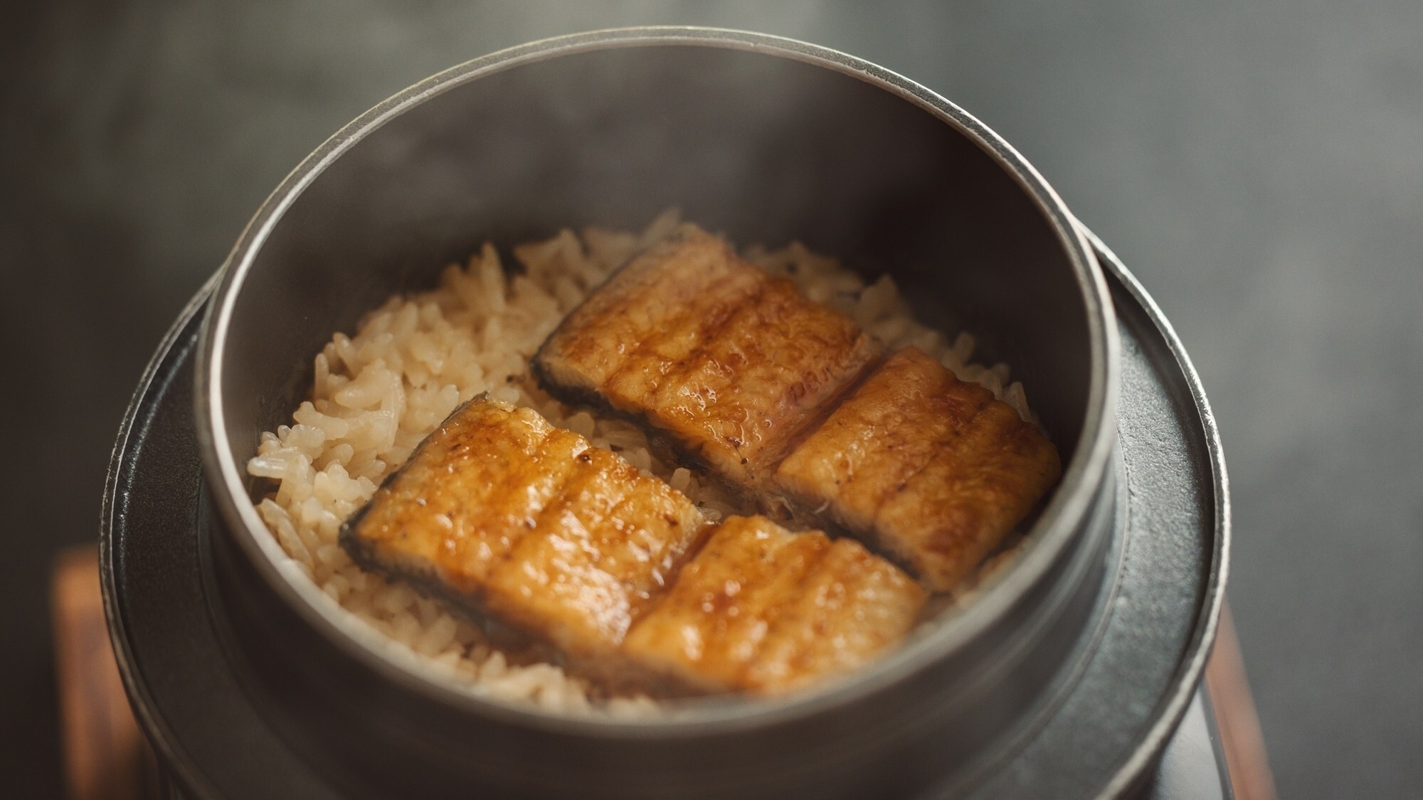 海の恵みと山の幸を五感で味わう和洋折衷会席料理＜2食付＞（19:30夕食）