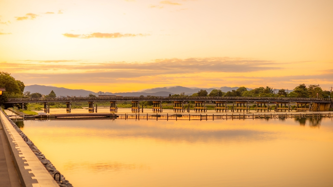【素泊まり】渡月橋至近の宿で京都唯一無二の景色を眺める滞在