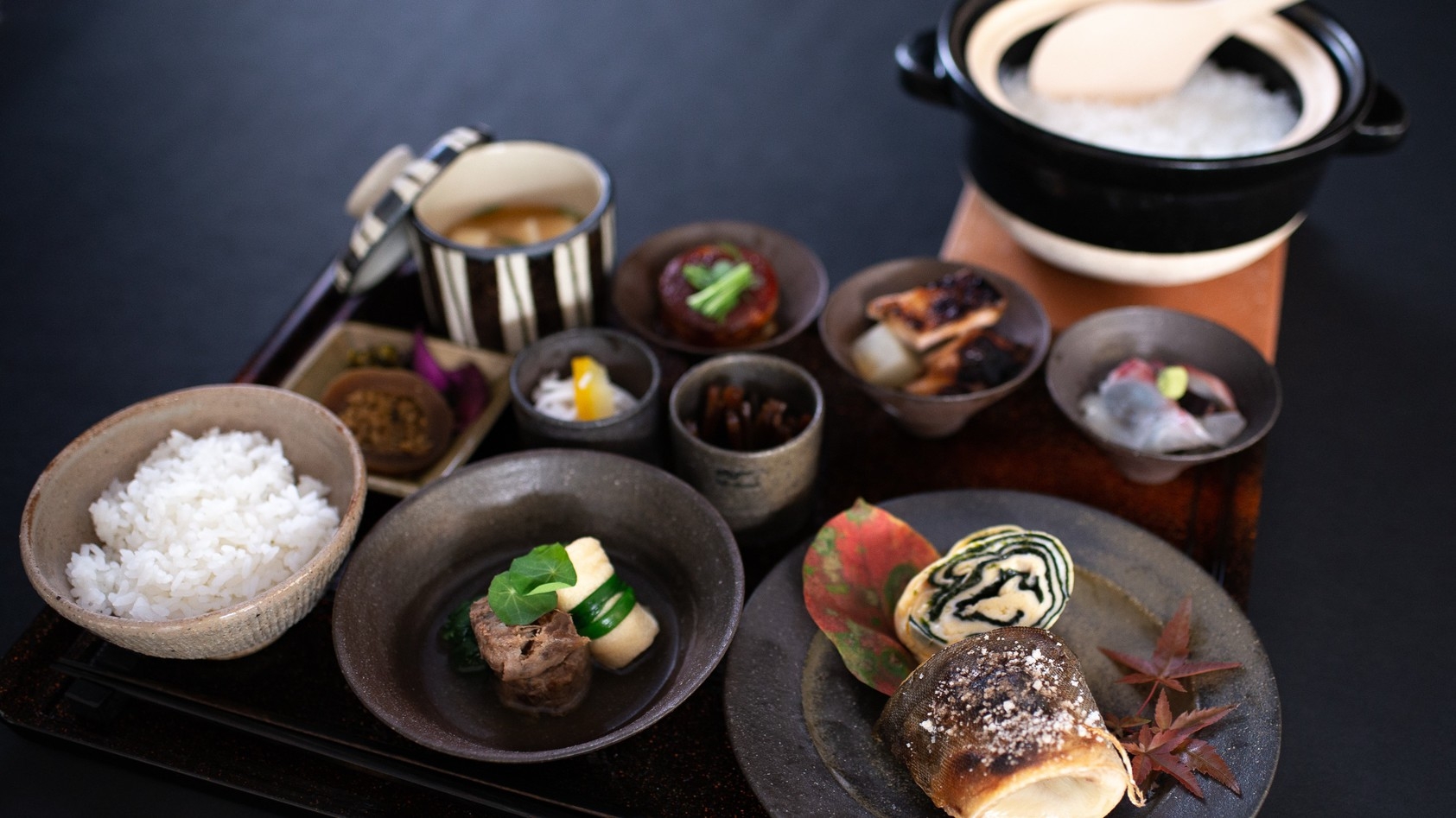 【楽天月末セール】伊賀上野の風情の中、体に優しい朝食で迎える穏やかな朝＜朝食付＞