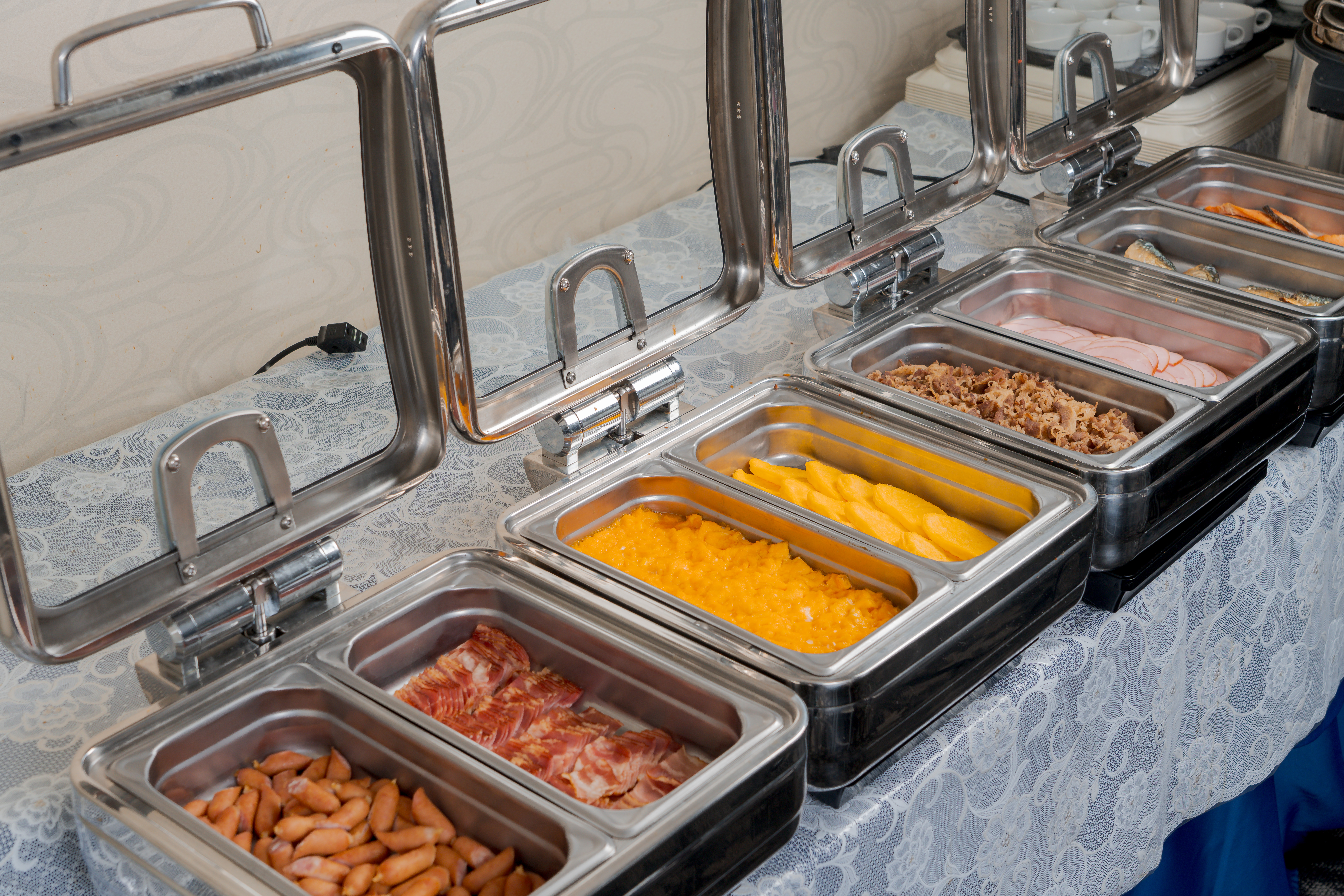 朝食バイキング