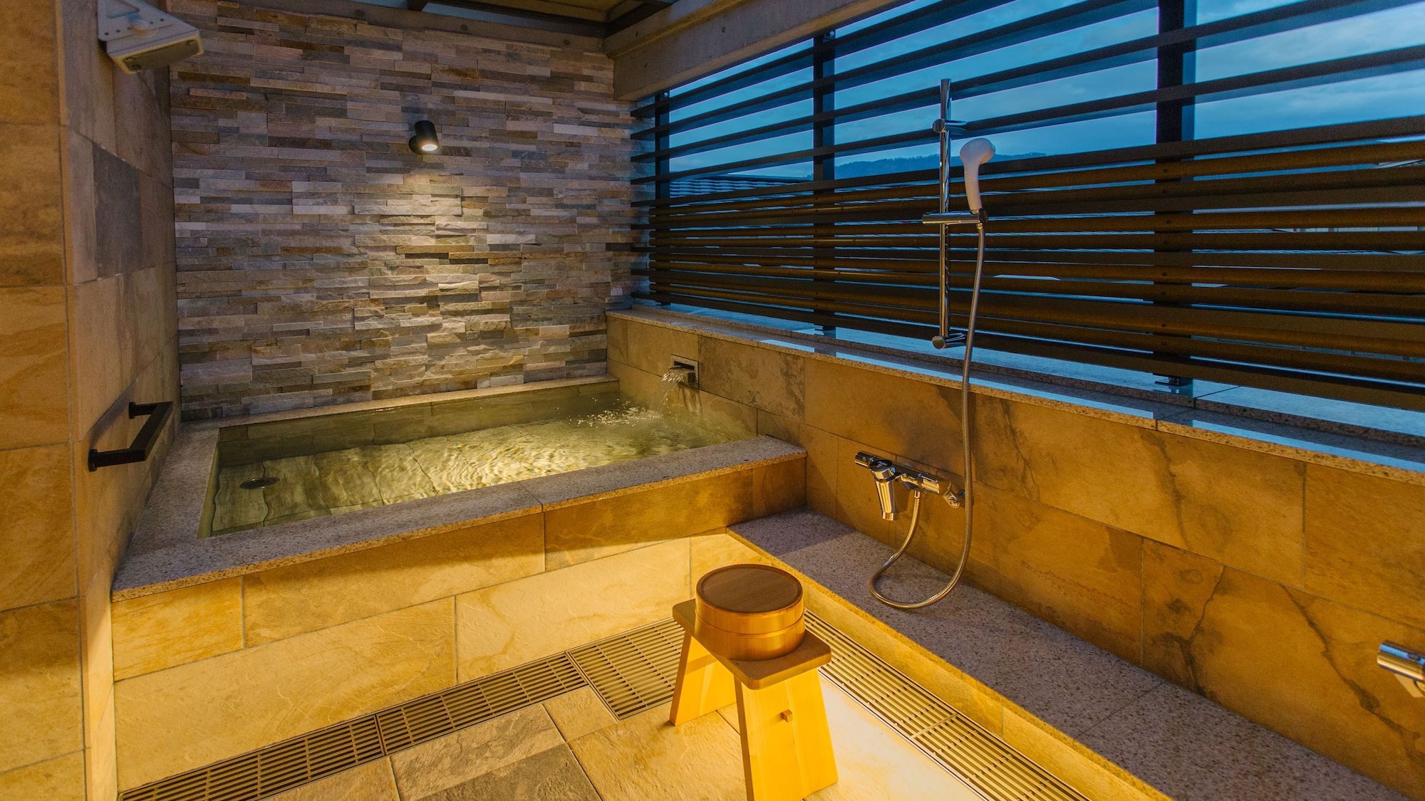 【シンプルステイ】お部屋のみ/ミニバーフリー/貸切露天風呂/12時アウト/祇園や河原町に徒歩圏