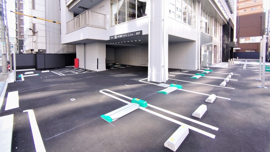 敷地内一般駐車場（有料）(2)